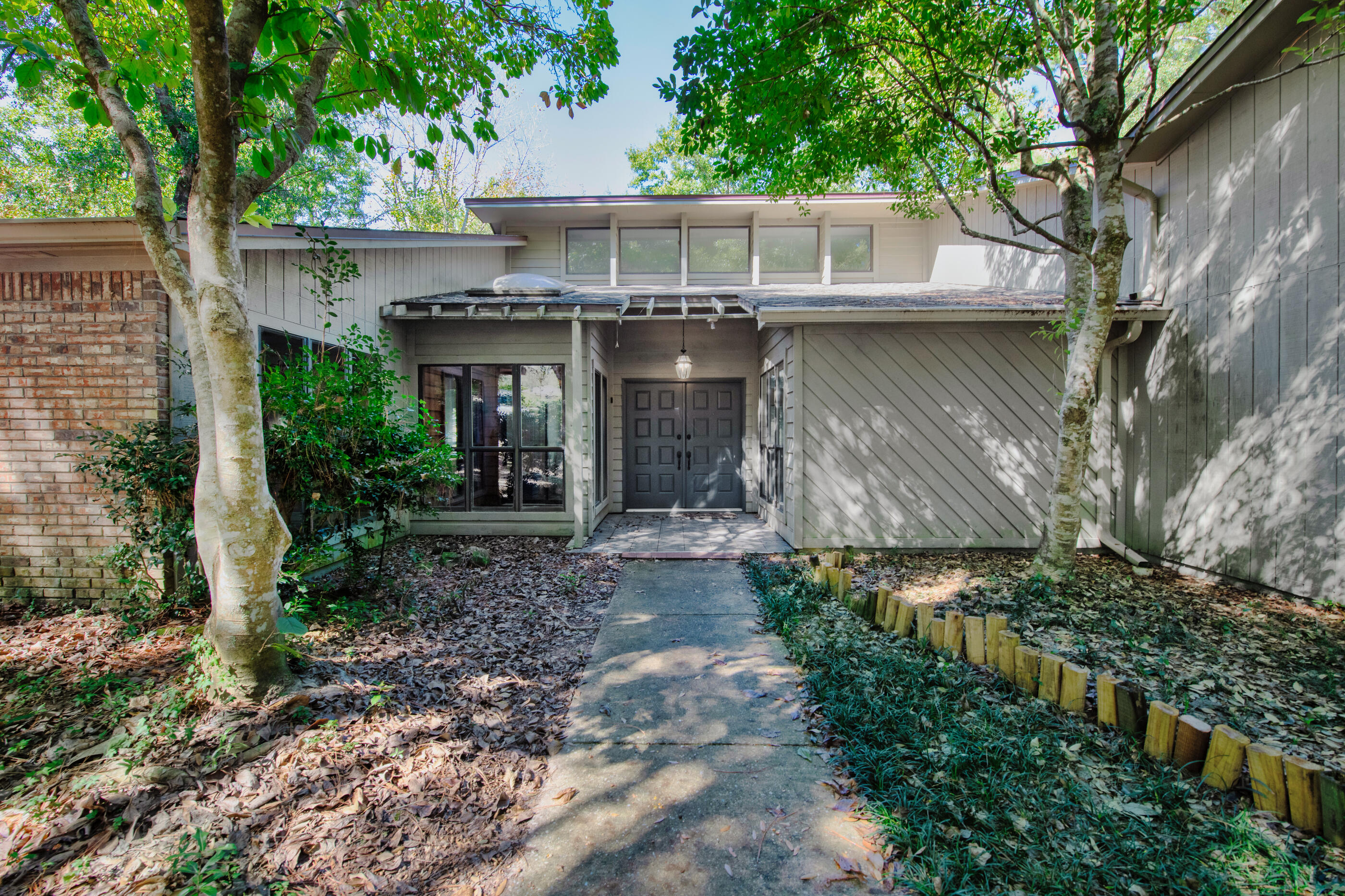 ROCKY BAYOU COUNTRY CLUB ESTATES 3 - Residential