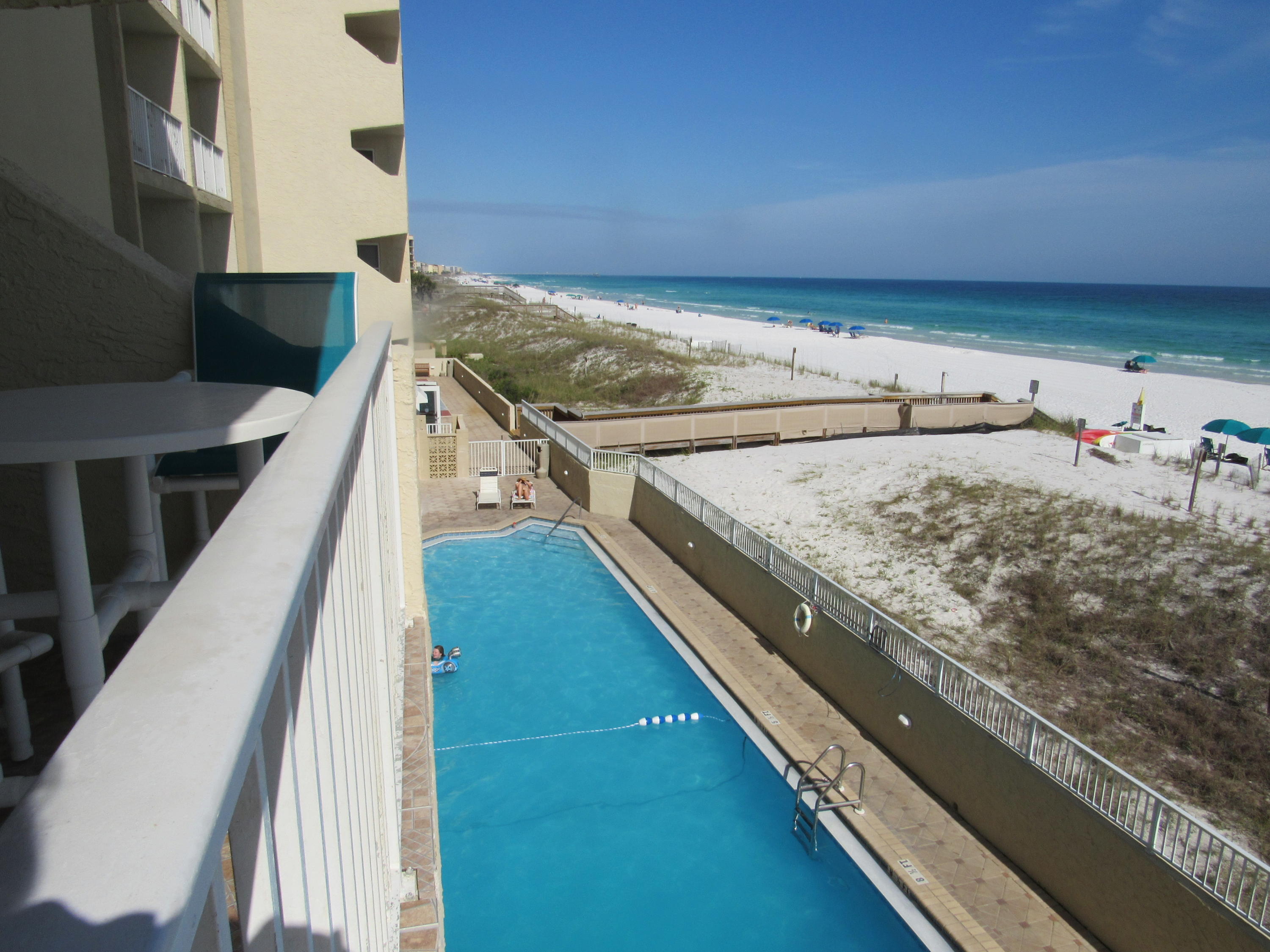 ISLAND ECHO CONDO - Residential