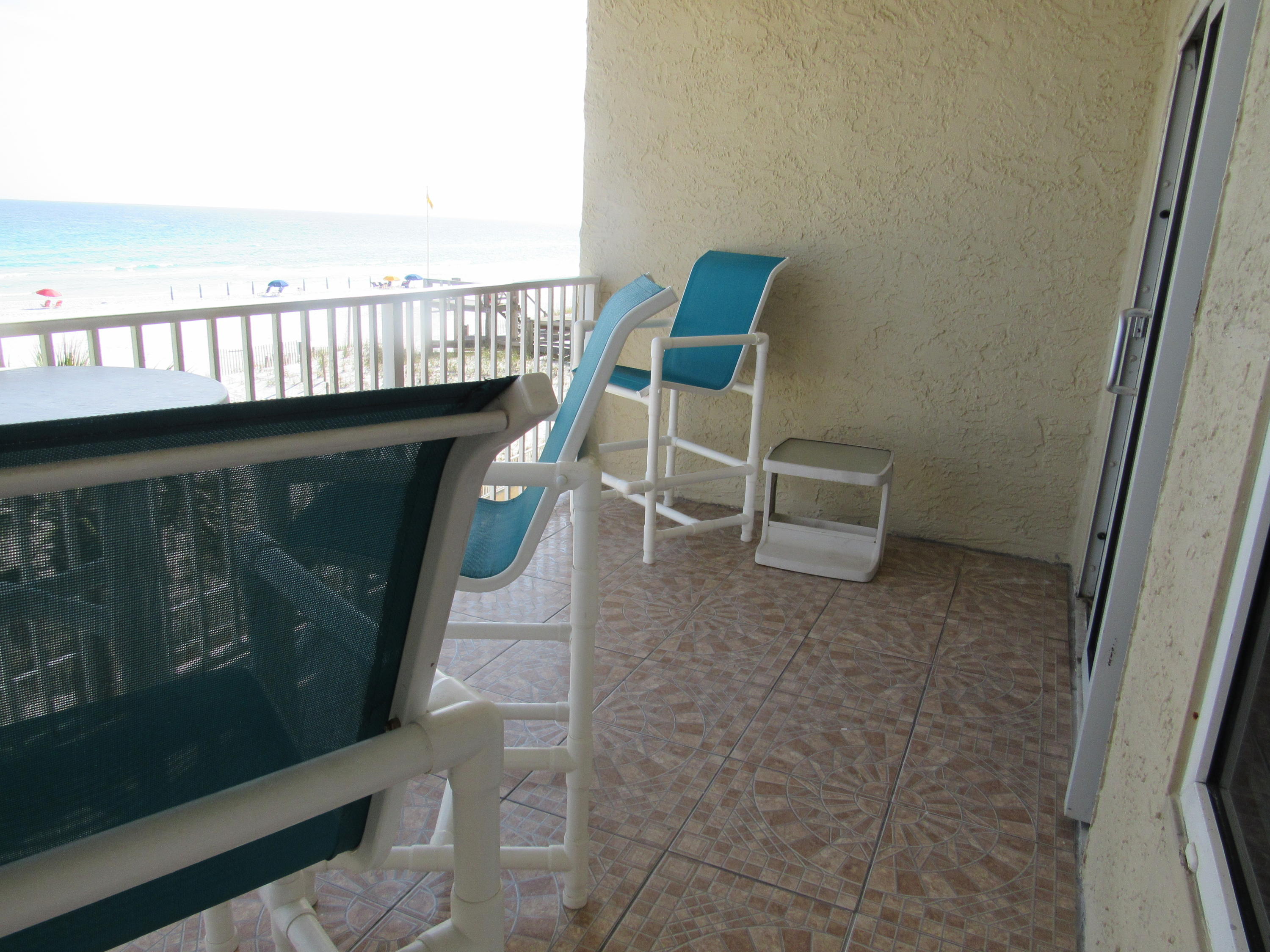 ISLAND ECHO CONDO - Residential