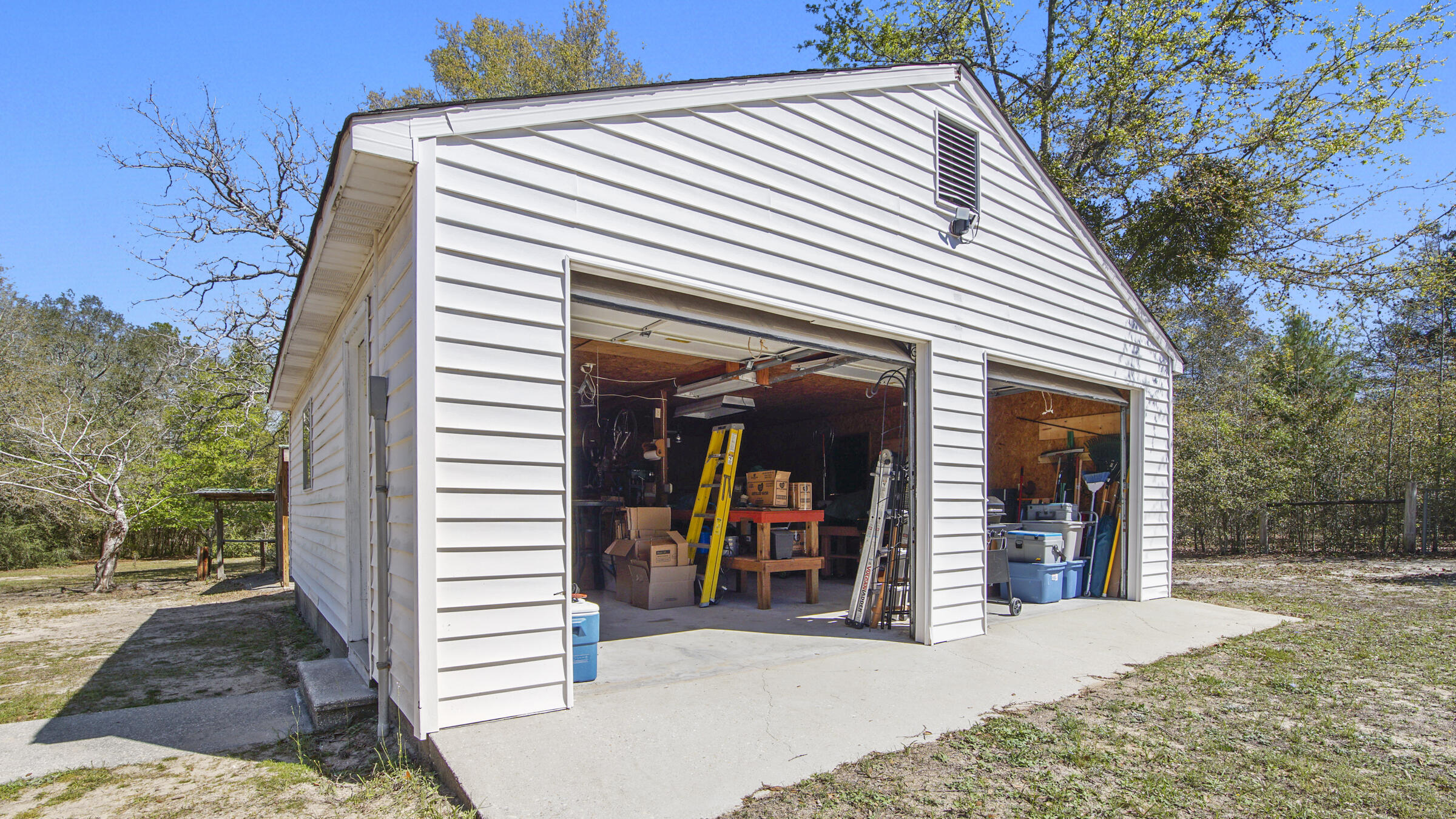 LAKE JUNIPER ESTATES UNIT 3 - Residential