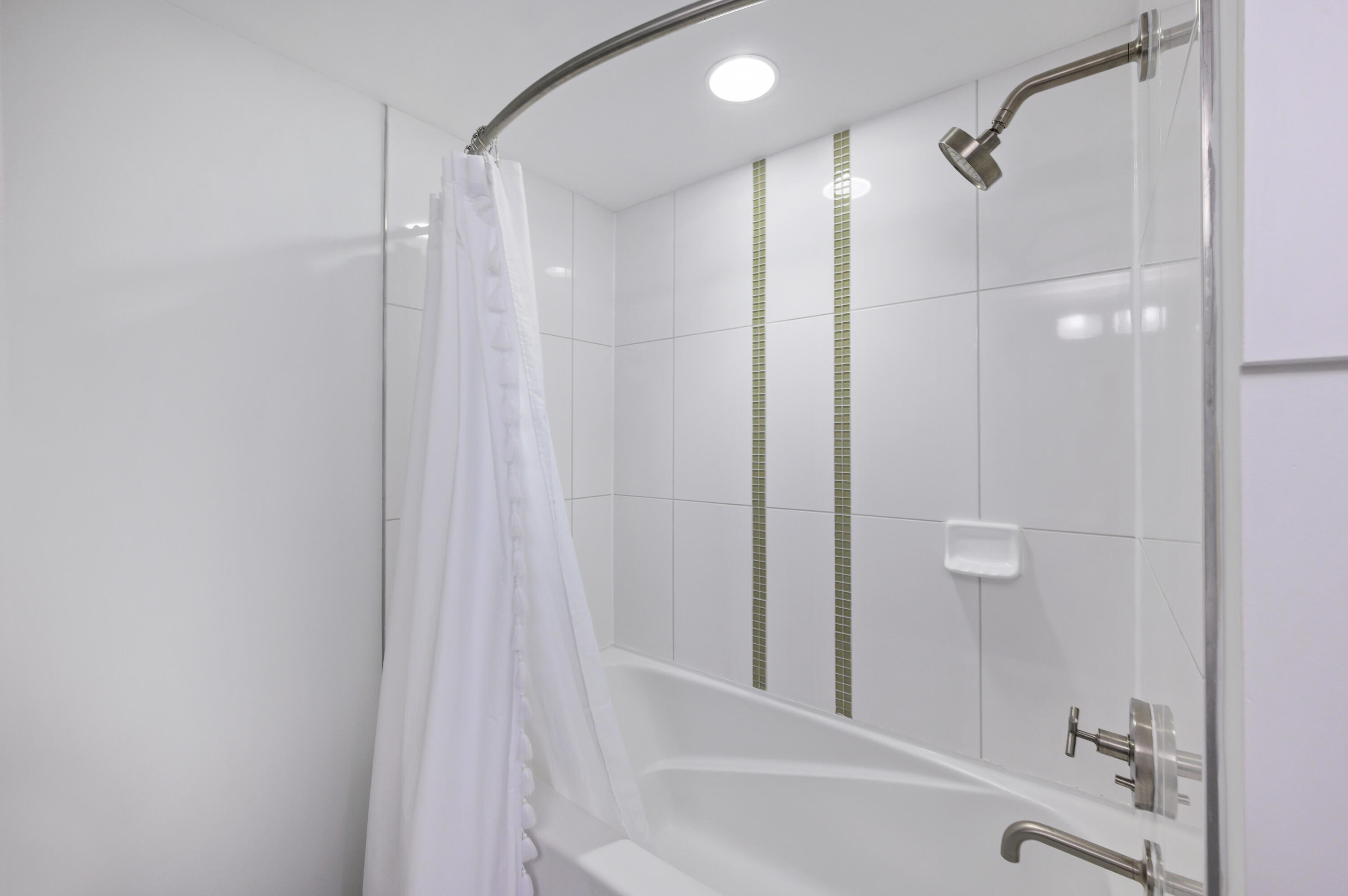 BAHIA CONDO - Residential