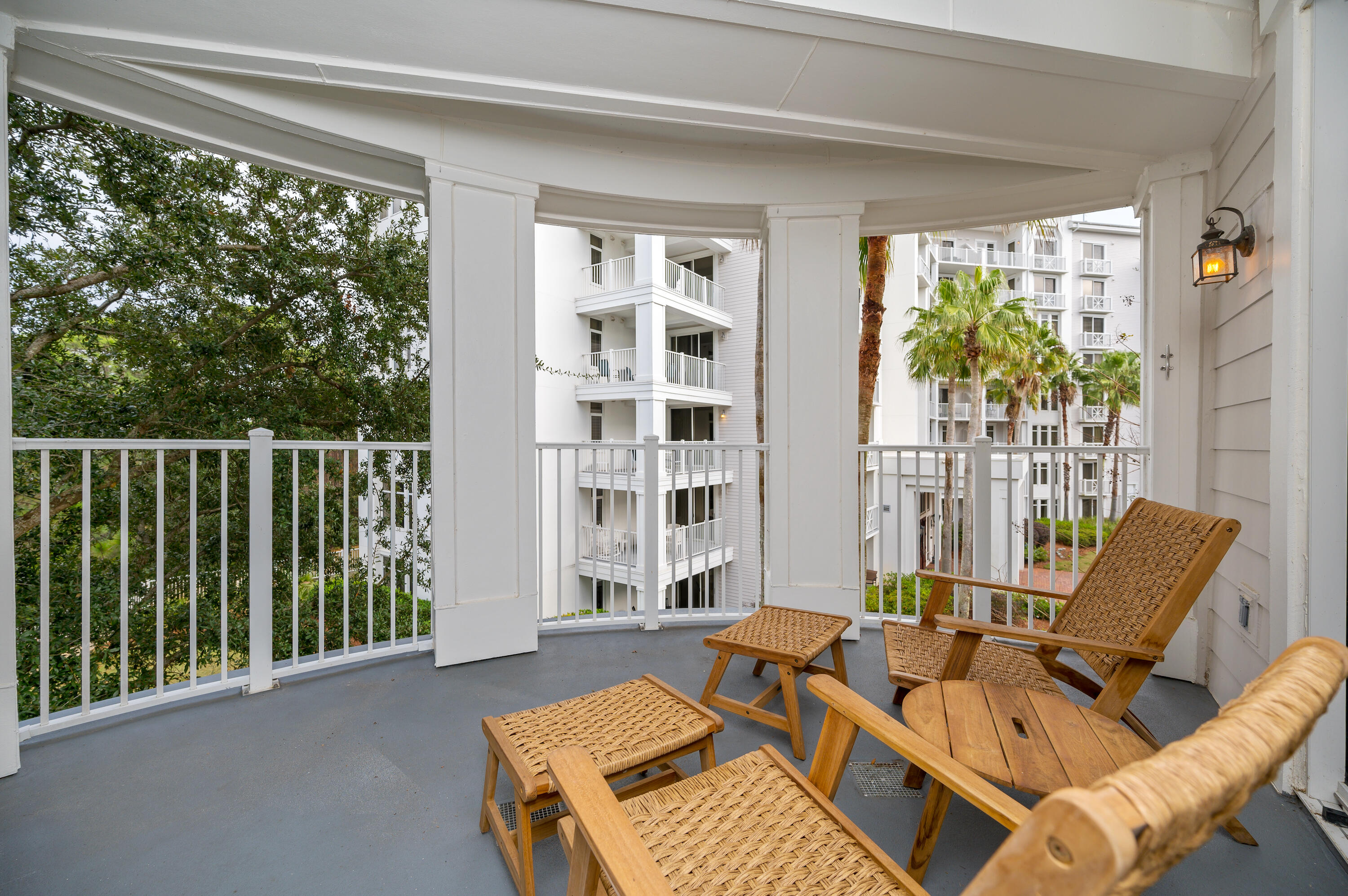 BAHIA CONDO - Residential