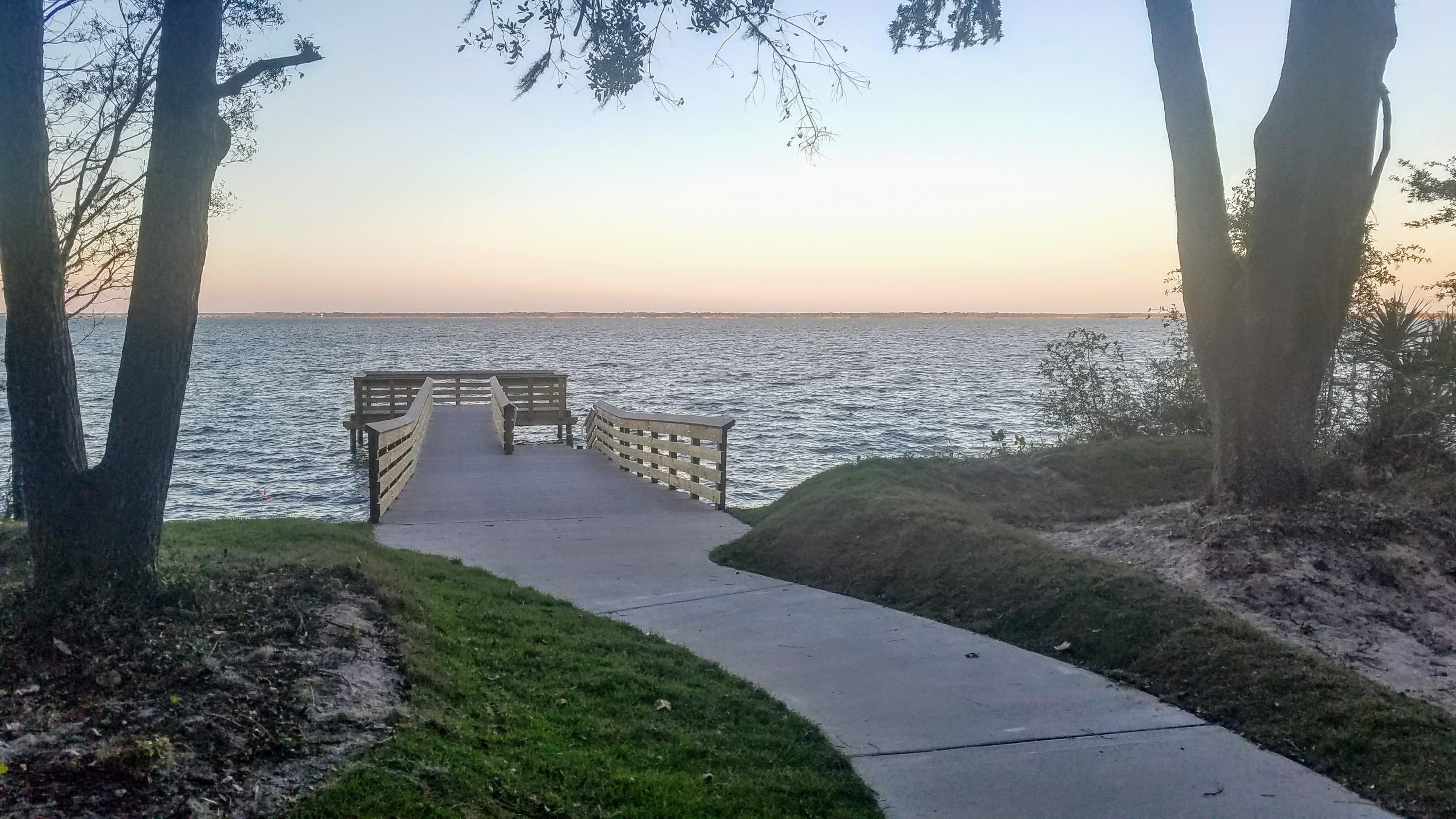 GRAYTON BAYOU - Land