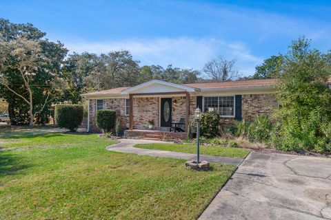 A home in Destin