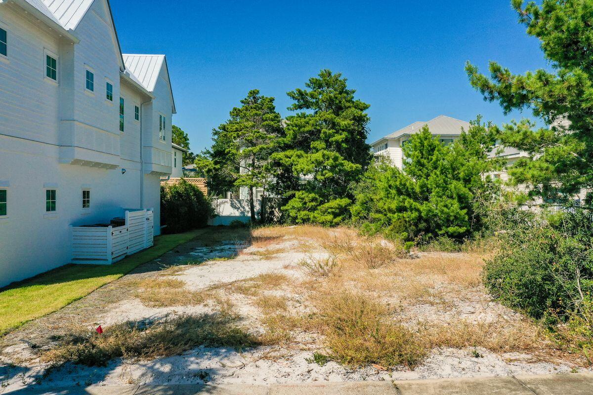 VILLAGE OF WHITE CLIFFS THE - Land