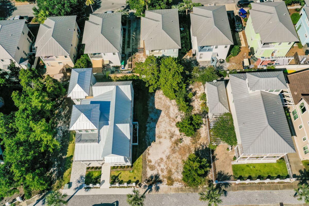 VILLAGE OF WHITE CLIFFS THE - Land