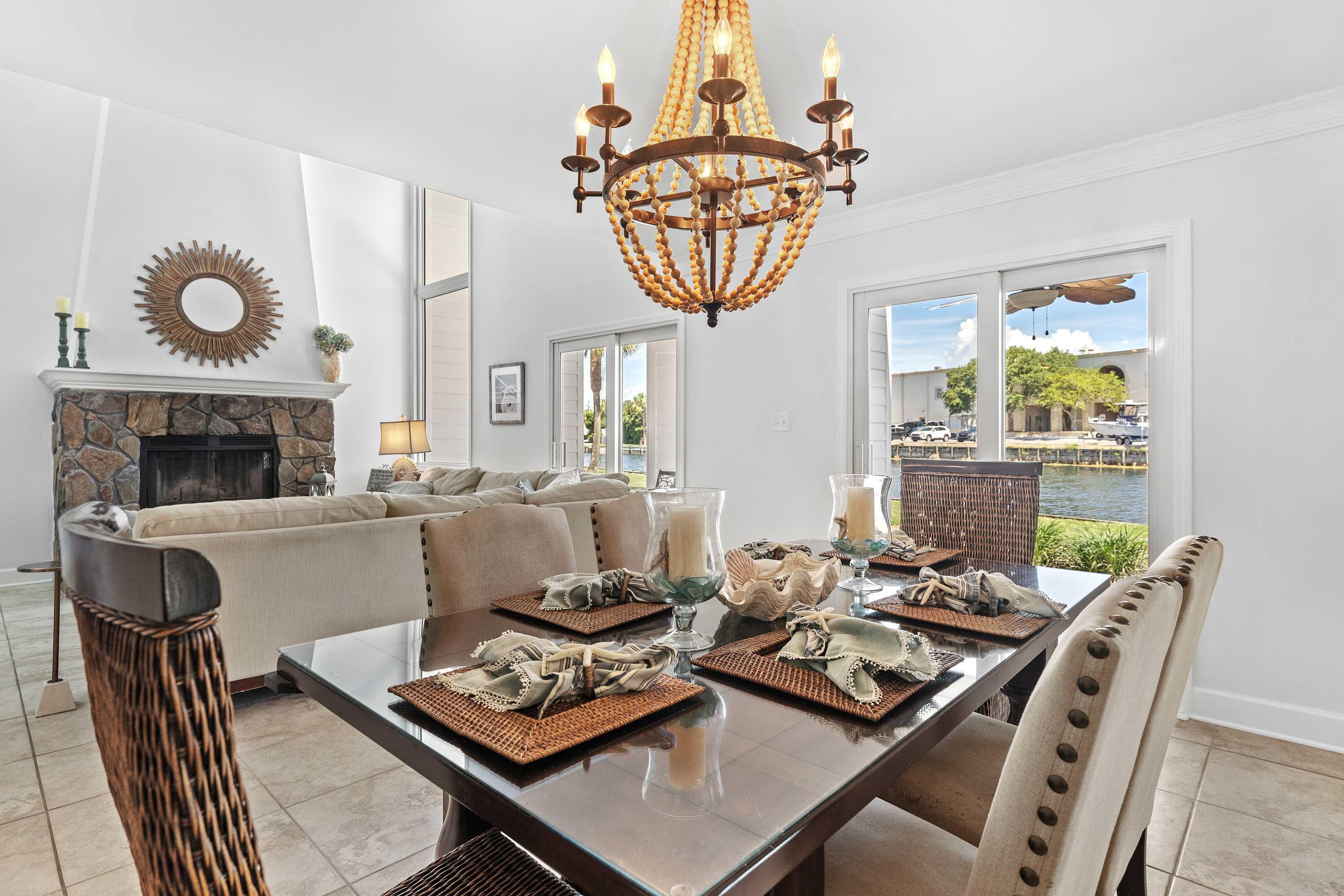 SHORELINE TOWERS 4 - Residential