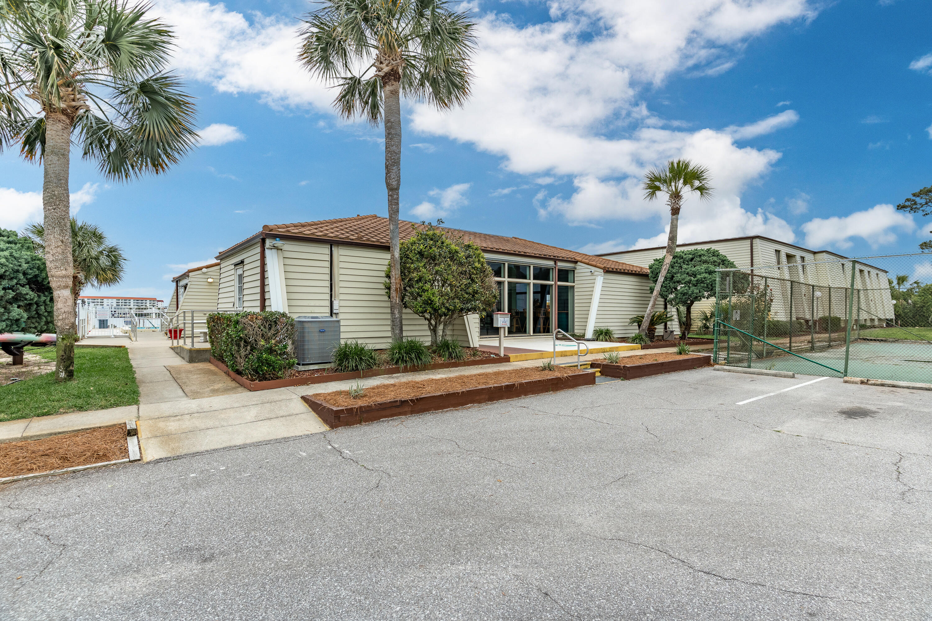 FOUNTAINHEAD CONDO - Residential