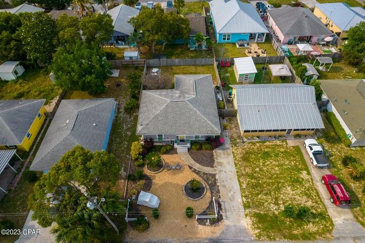 NO RECORDED SUBDIVISION - Residential