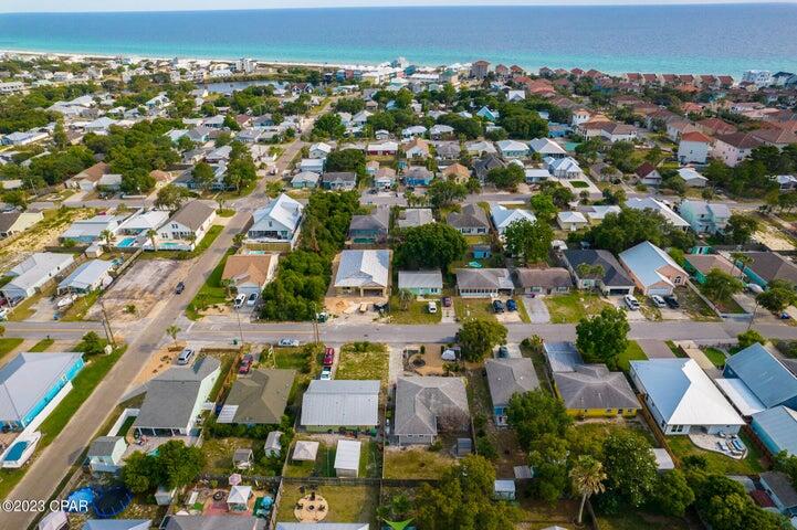 NO RECORDED SUBDIVISION - Residential