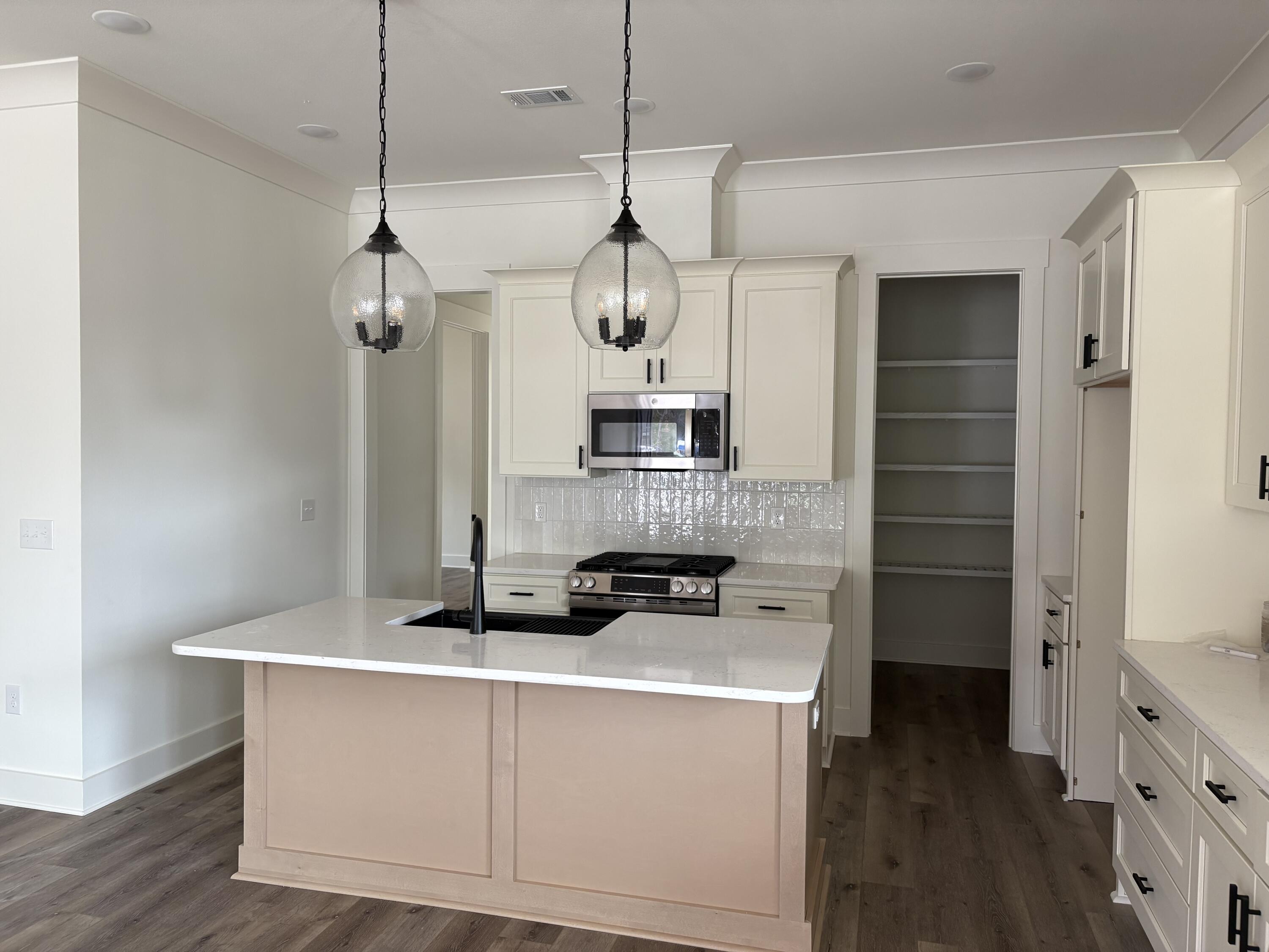 Deer Moss Creek - Residential