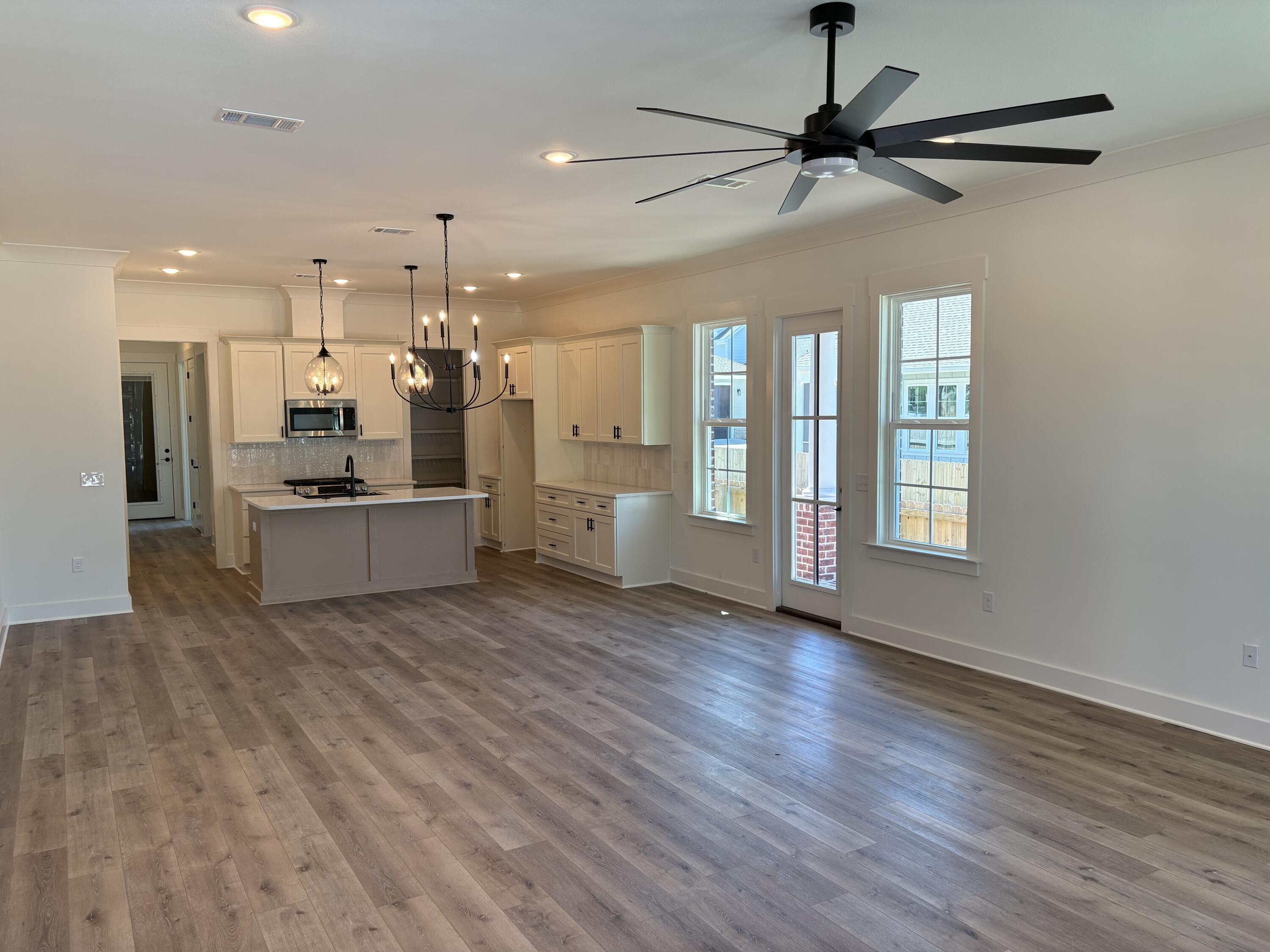 Deer Moss Creek - Residential