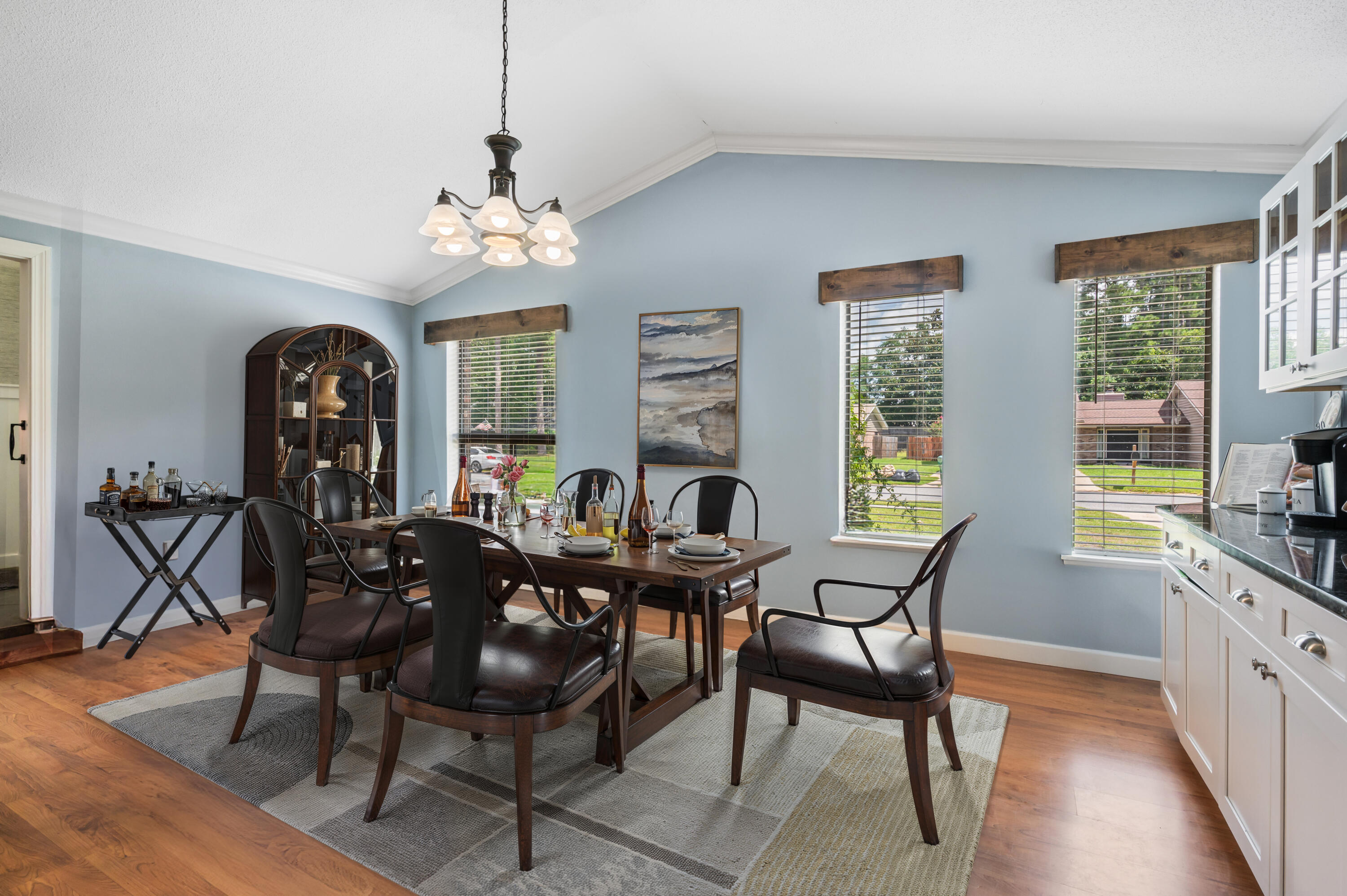 PINEWOOD ESTATES - Residential