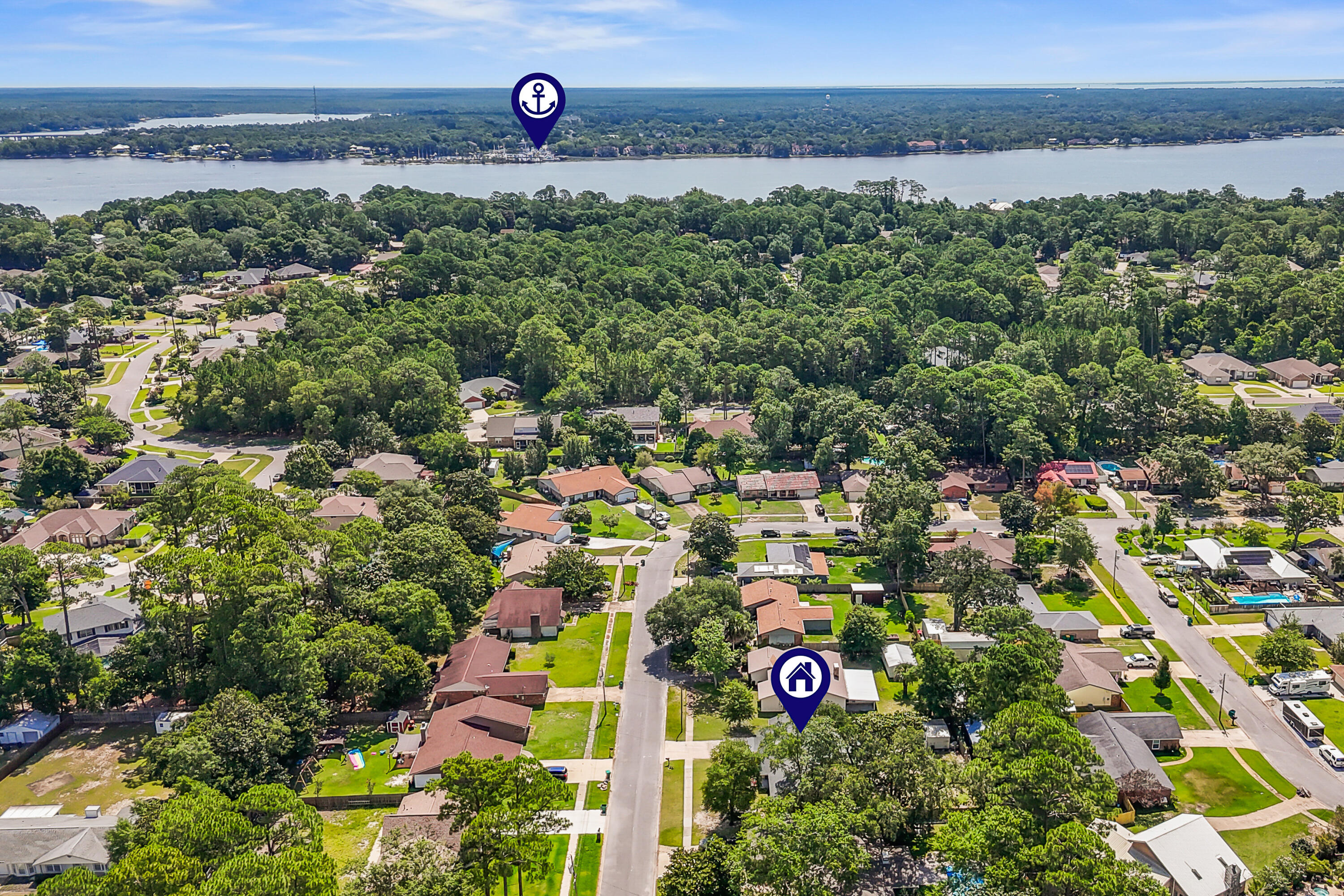 PINEWOOD ESTATES - Residential