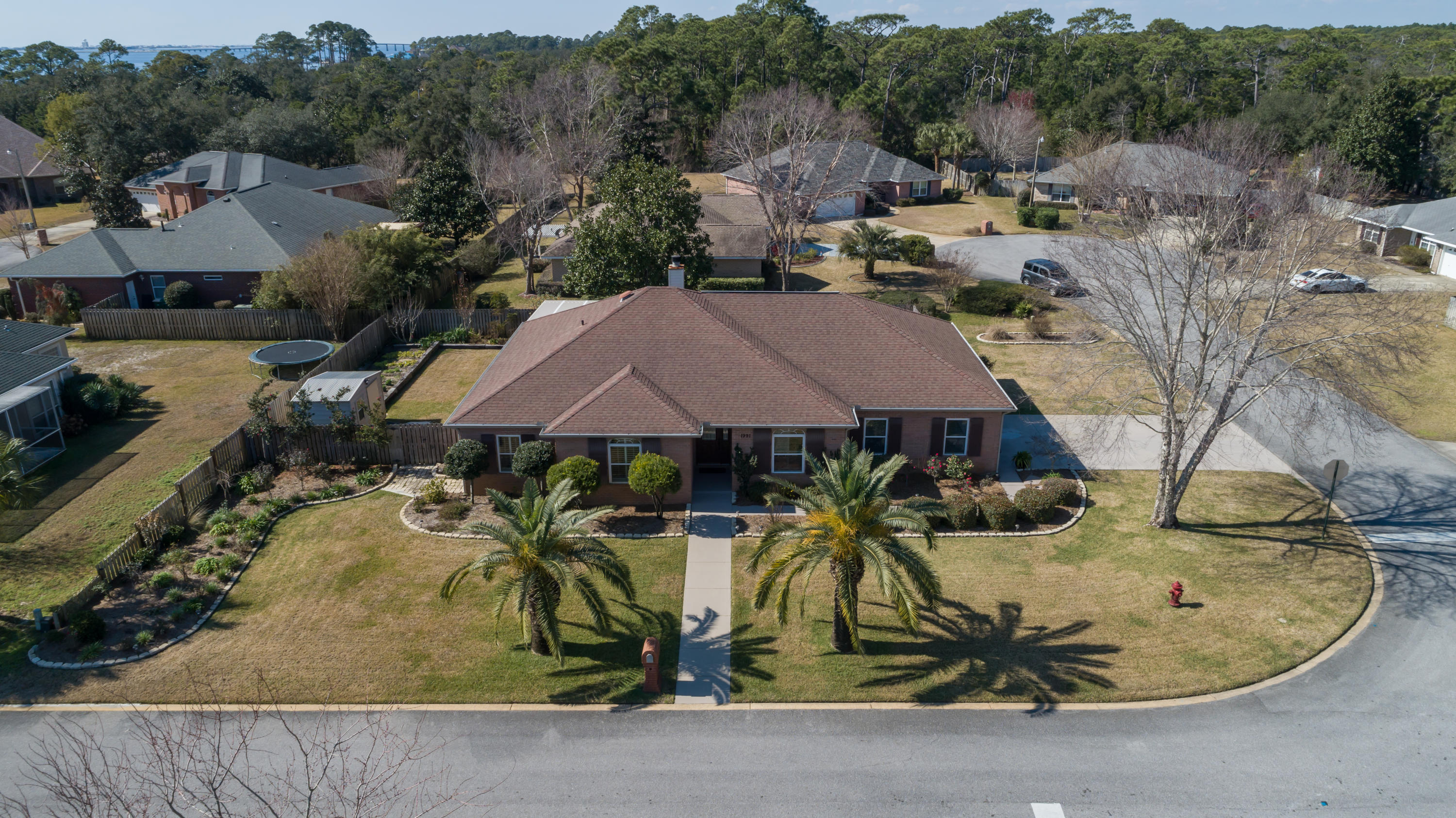 BISCAYNE POINTE - Residential