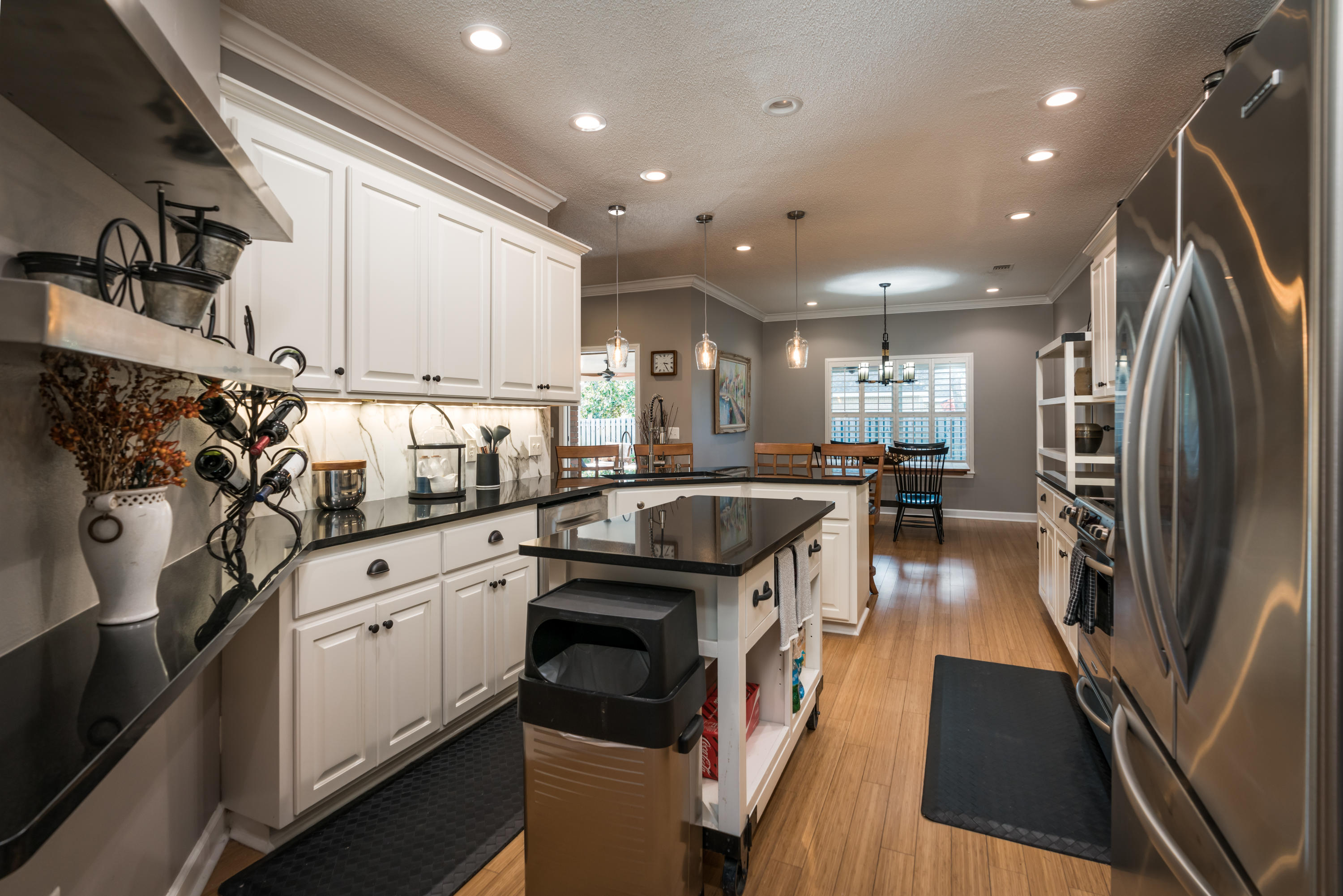 BISCAYNE POINTE - Residential