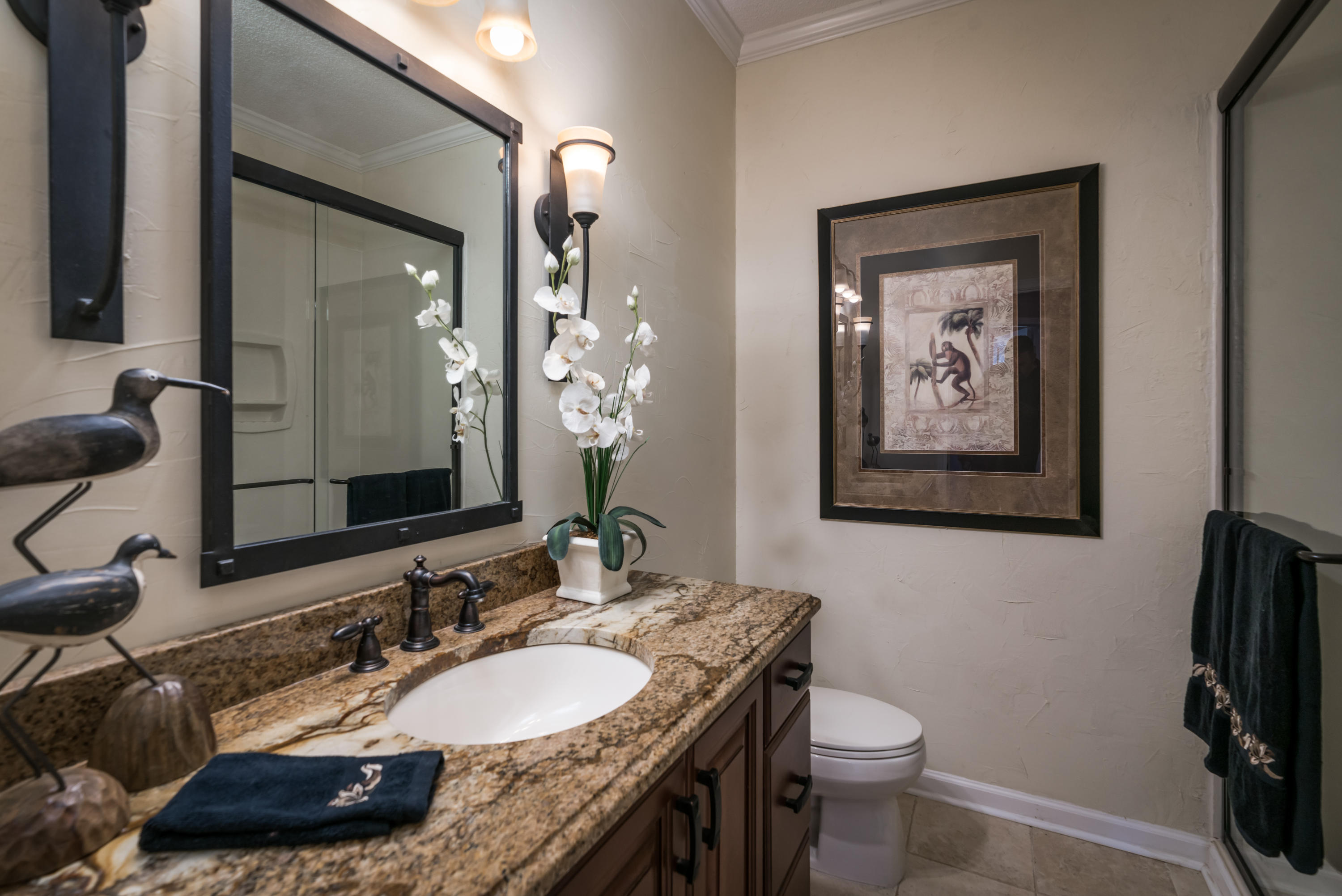 BISCAYNE POINTE - Residential