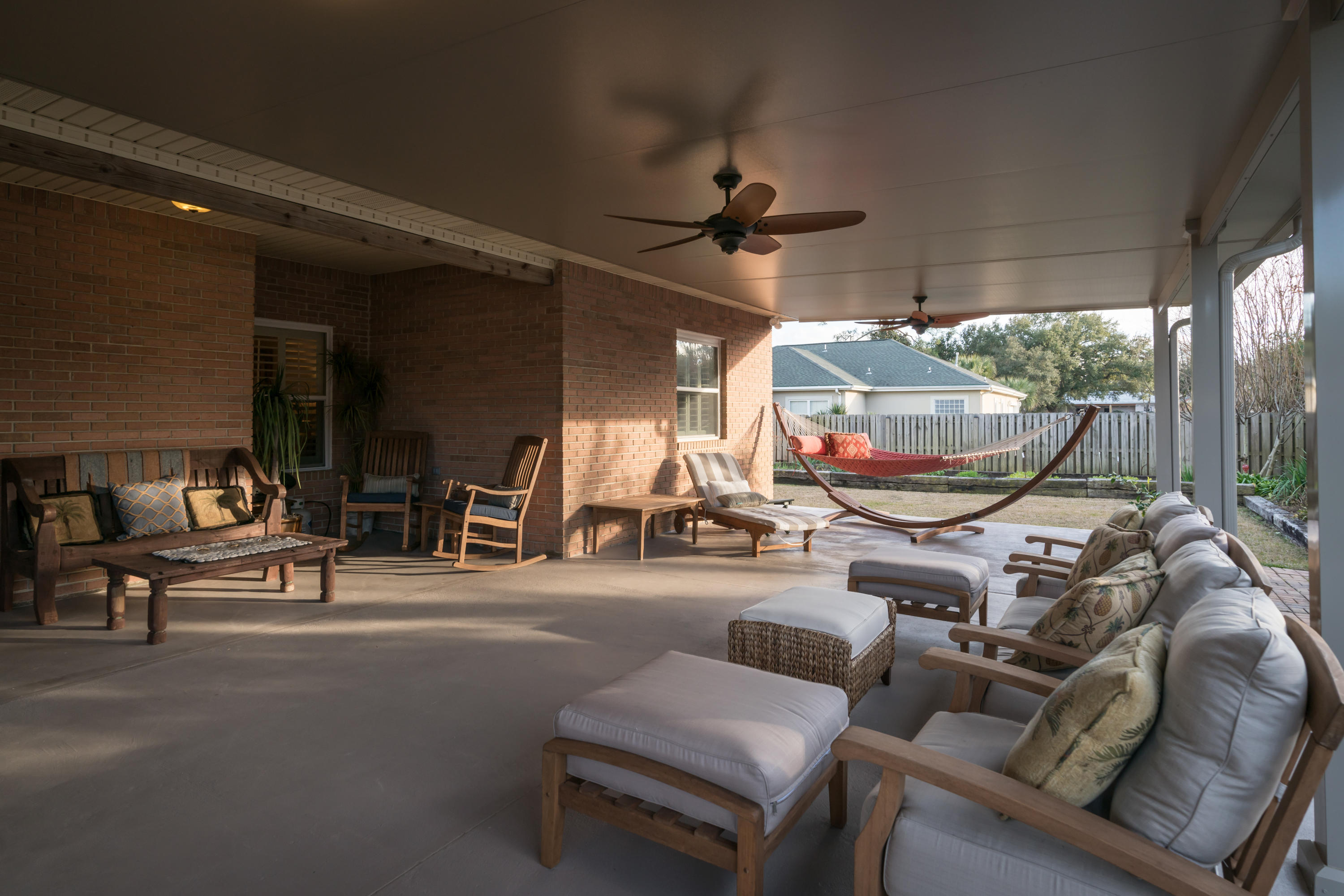 BISCAYNE POINTE - Residential