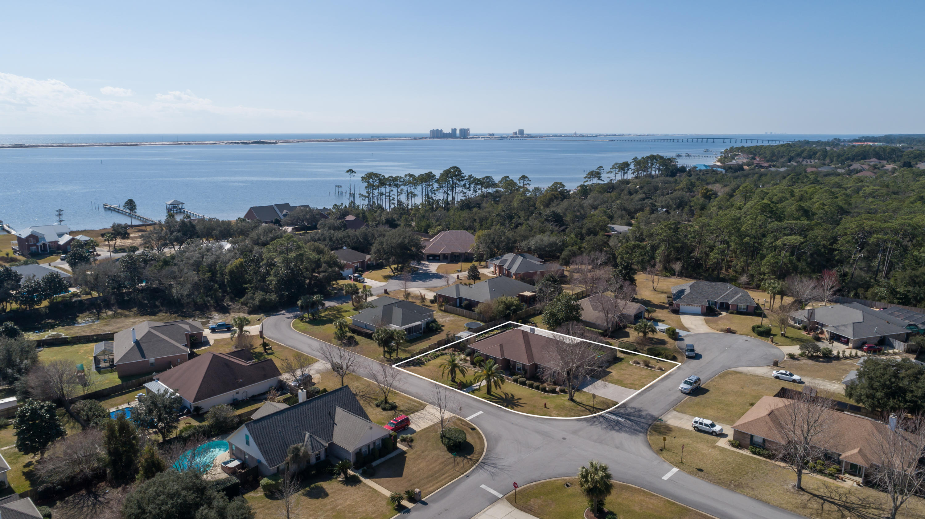 BISCAYNE POINTE - Residential