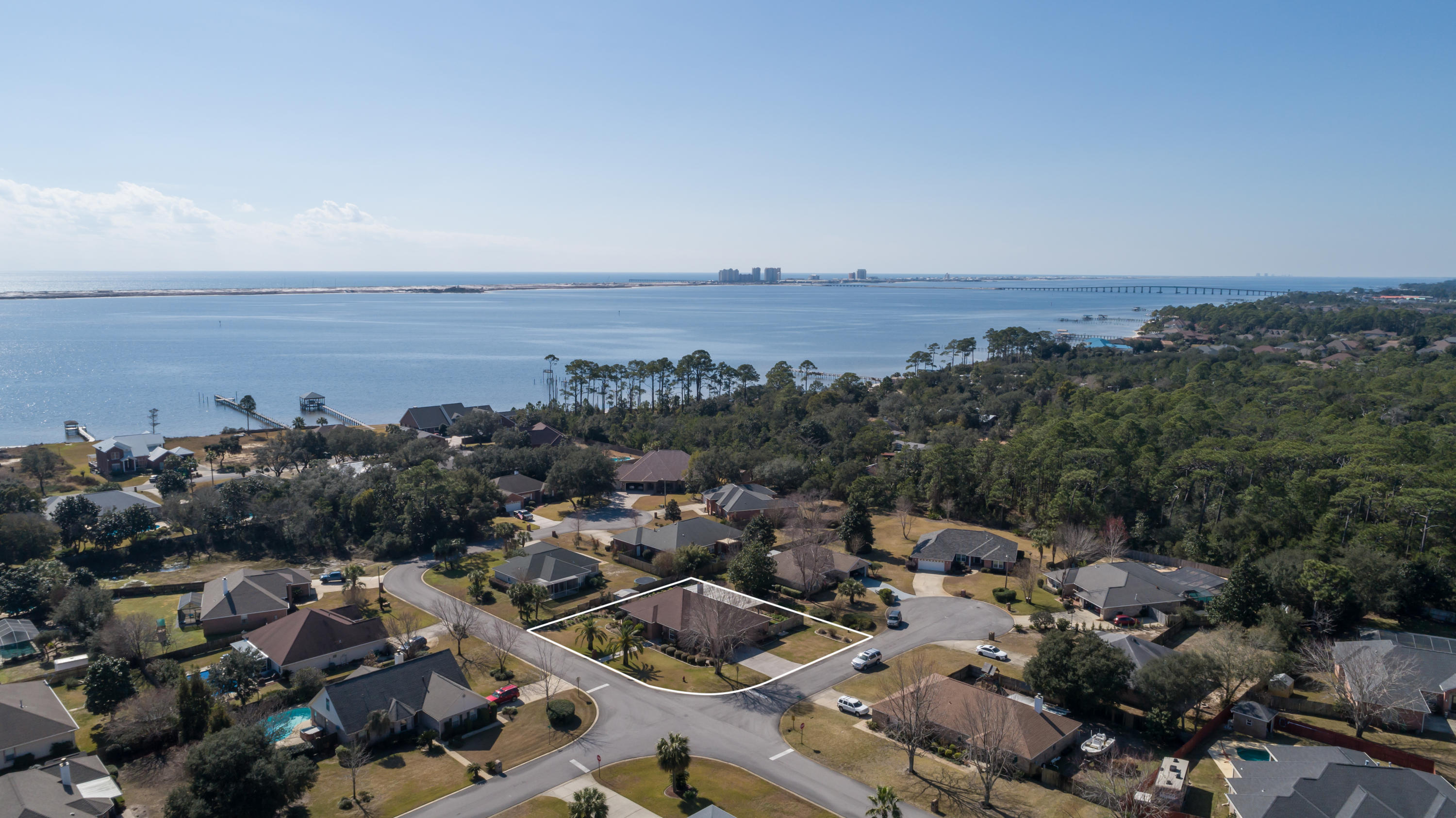BISCAYNE POINTE - Residential