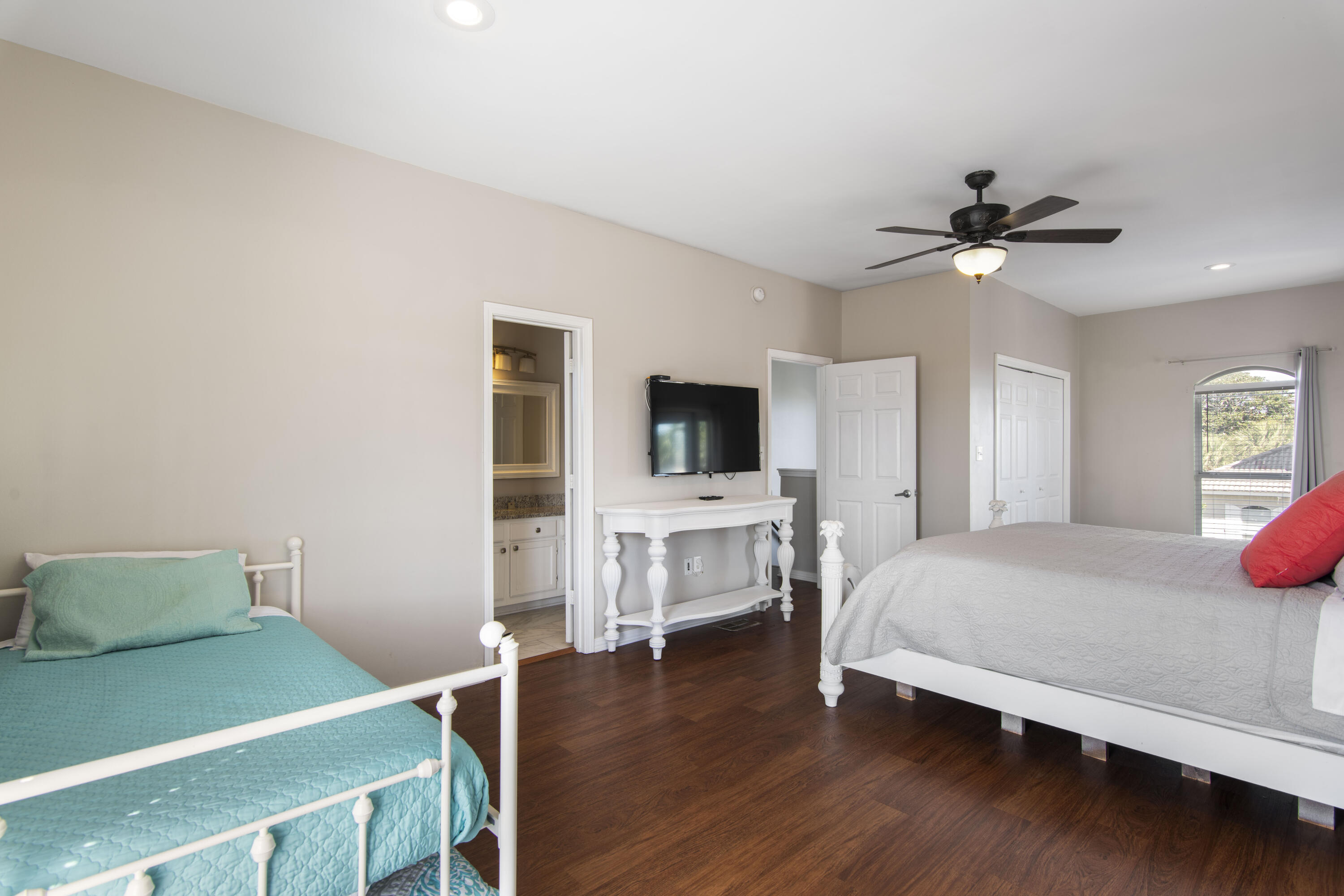 EMERALD SHORES OF SOUTH WALTON - Residential
