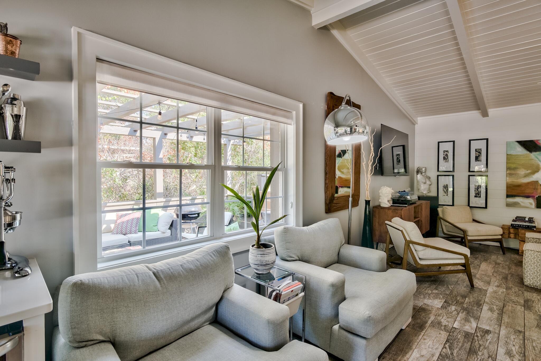 EASTERN LAKE S/D - Residential