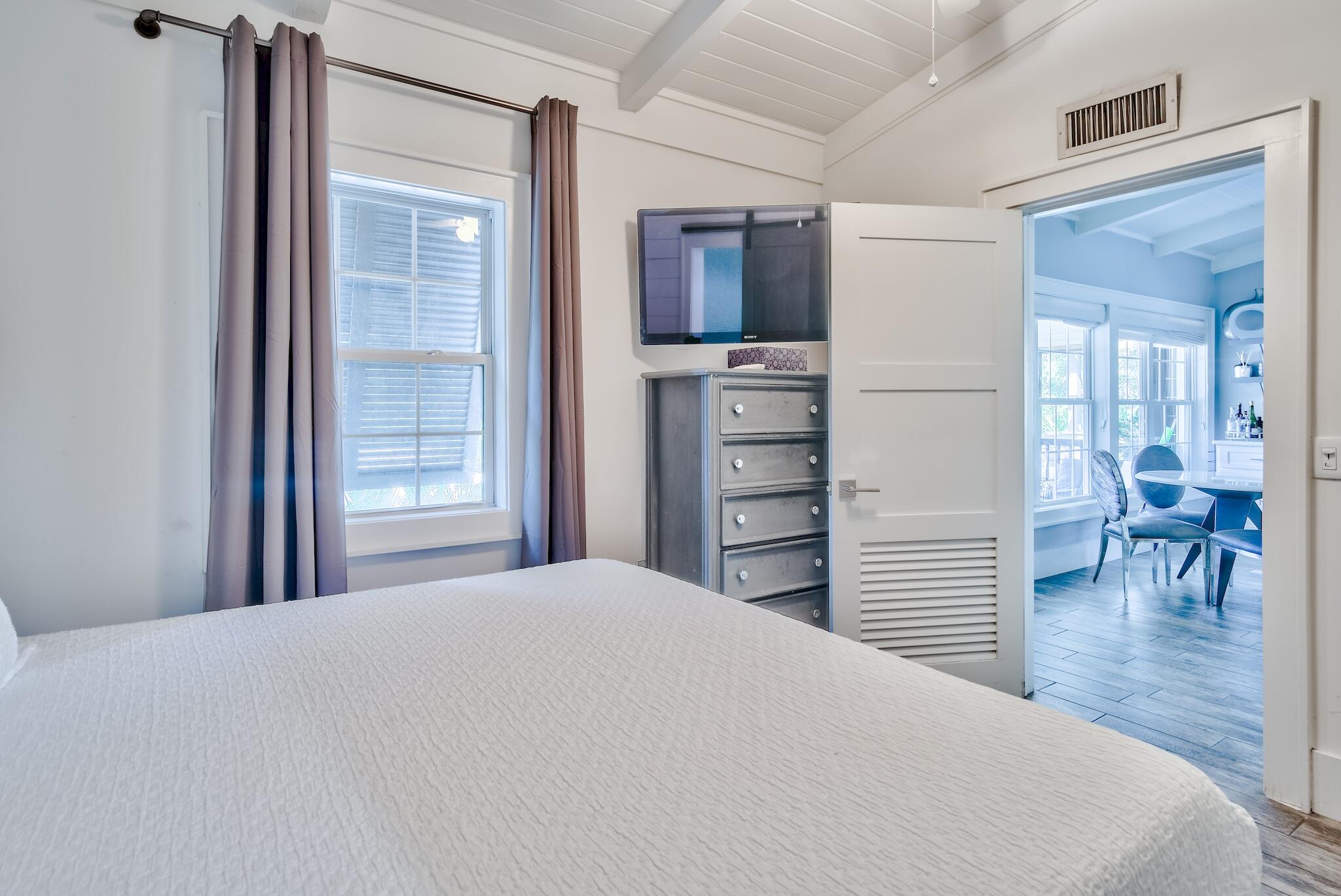 EASTERN LAKE S/D - Residential