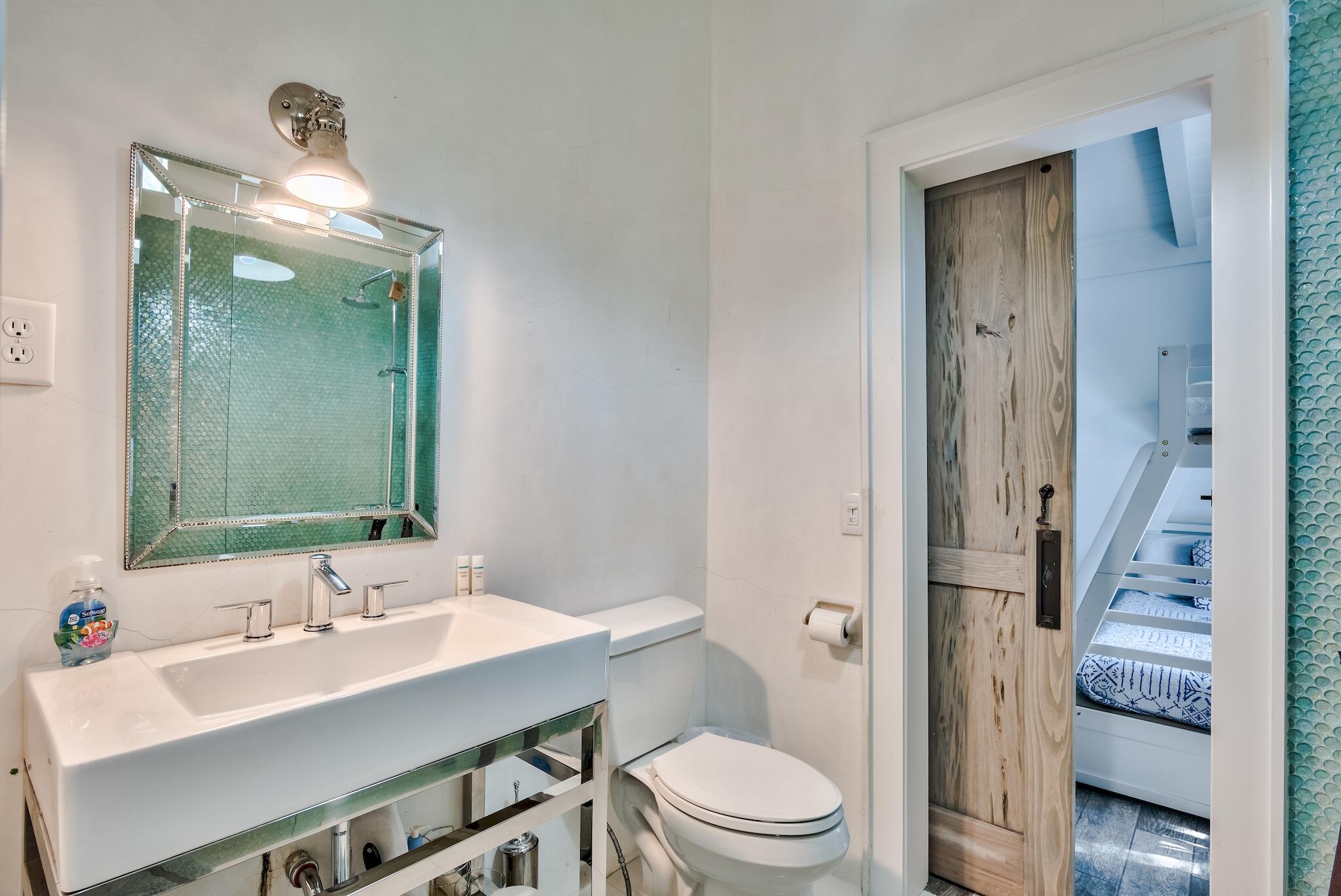 EASTERN LAKE S/D - Residential