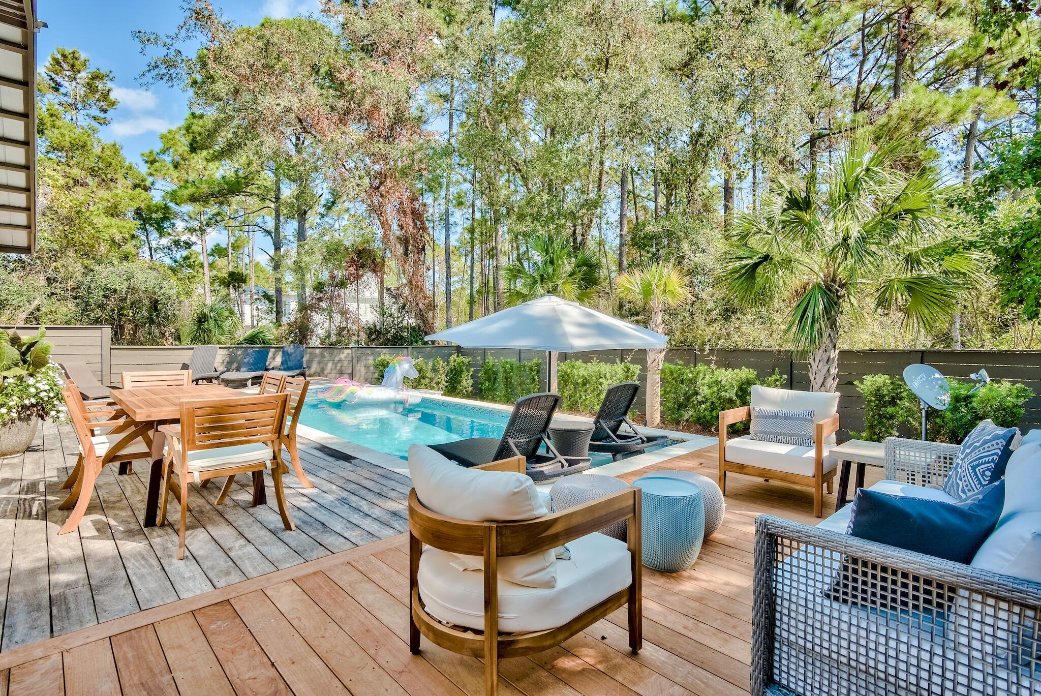 EASTERN LAKE S/D - Residential