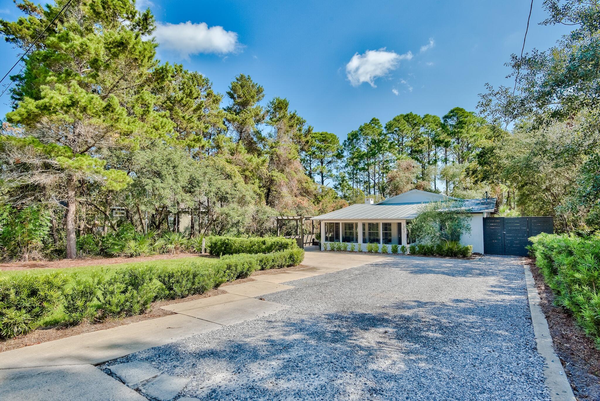 EASTERN LAKE S/D - Residential