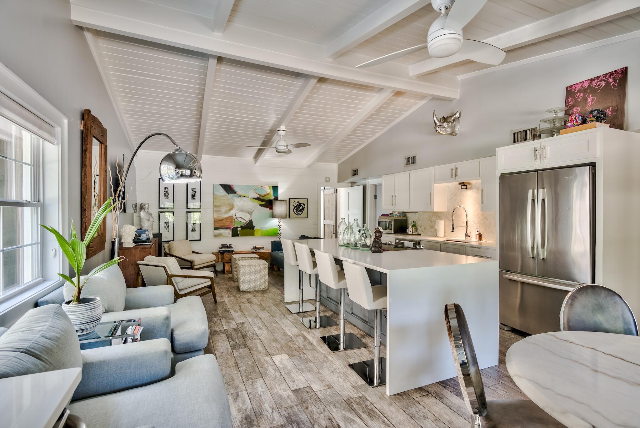 EASTERN LAKE S/D - Residential