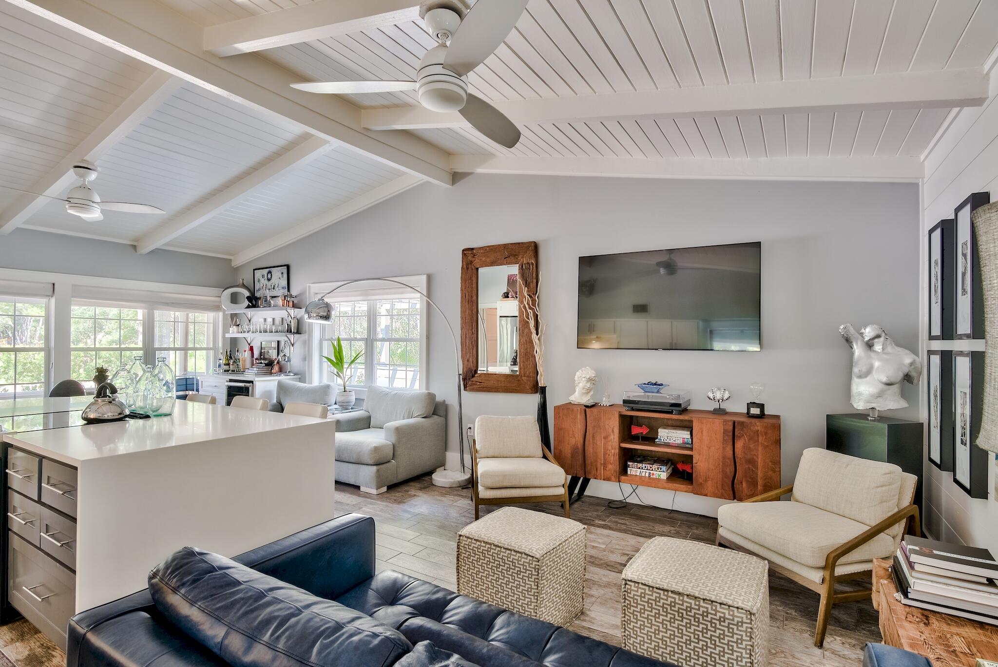 EASTERN LAKE S/D - Residential