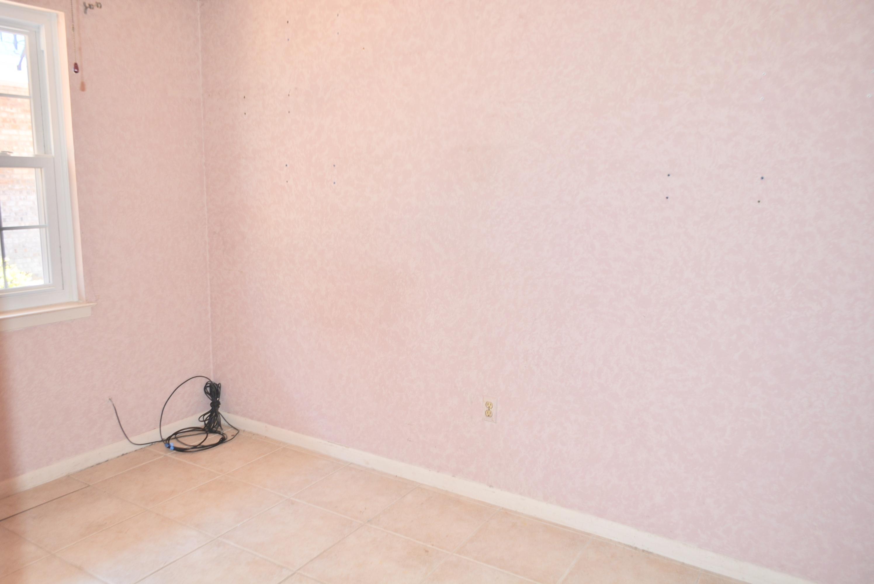 COUNTRY CLUB CONDO - Residential