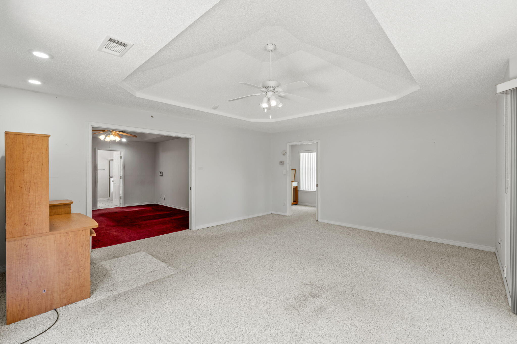 LAKE HOLLEY ESTATES - Residential