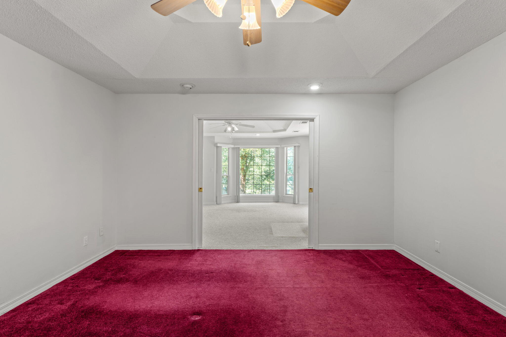 LAKE HOLLEY ESTATES - Residential