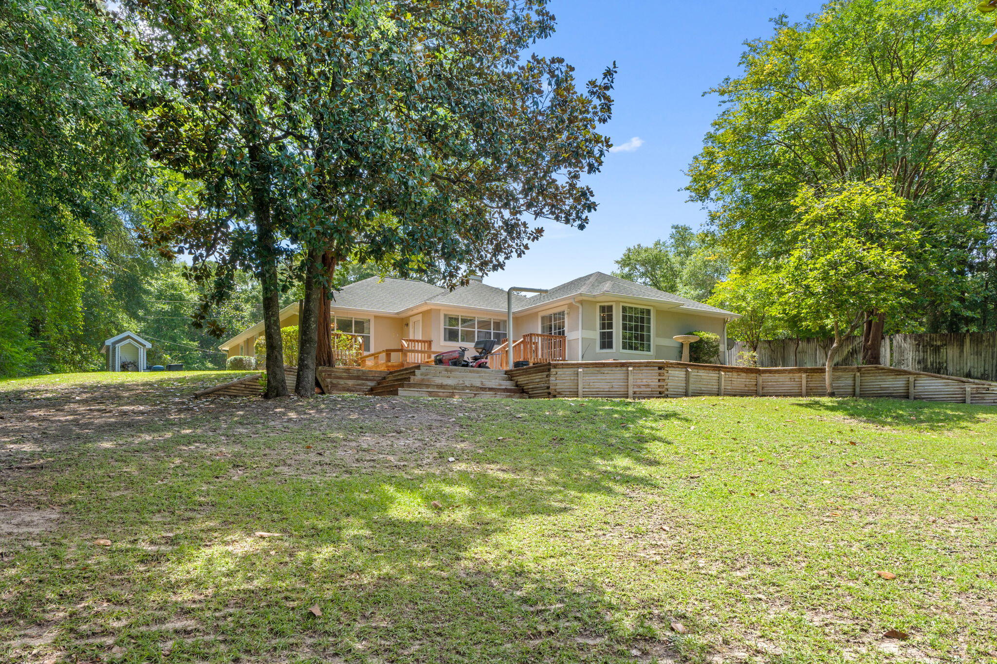 LAKE HOLLEY ESTATES - Residential