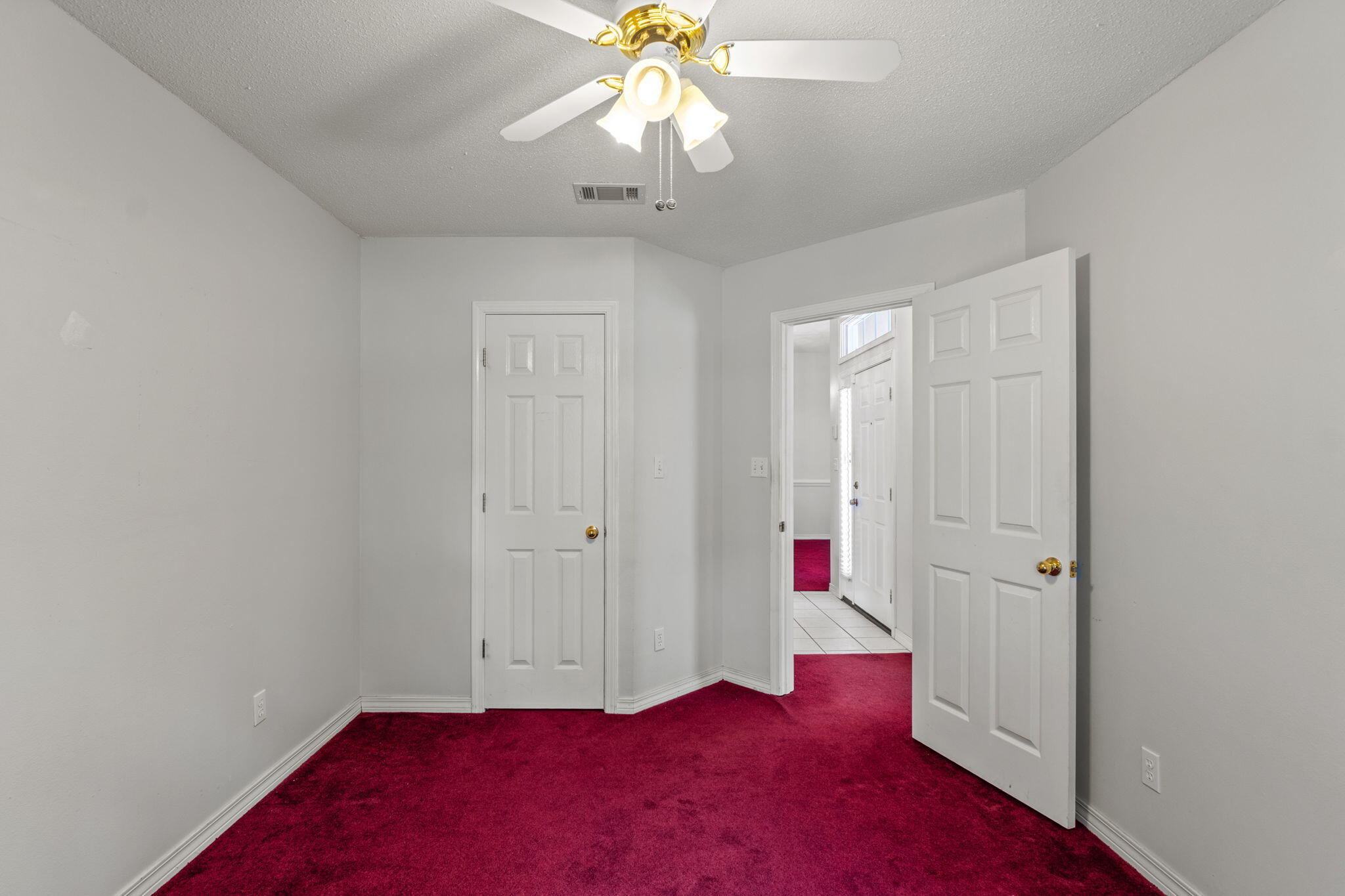 LAKE HOLLEY ESTATES - Residential