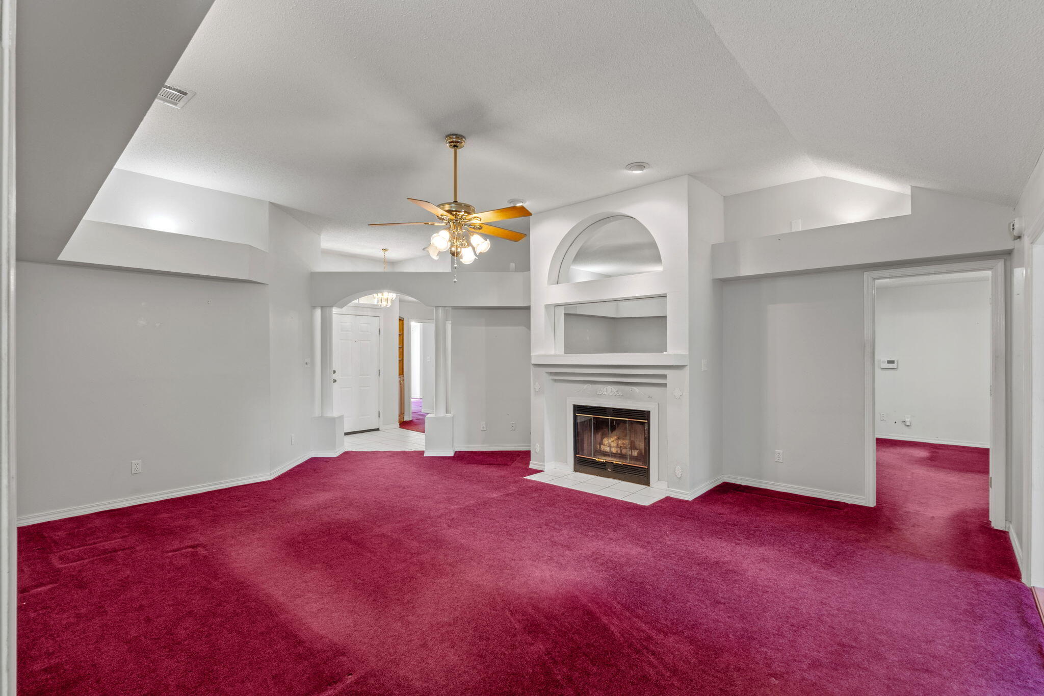 LAKE HOLLEY ESTATES - Residential