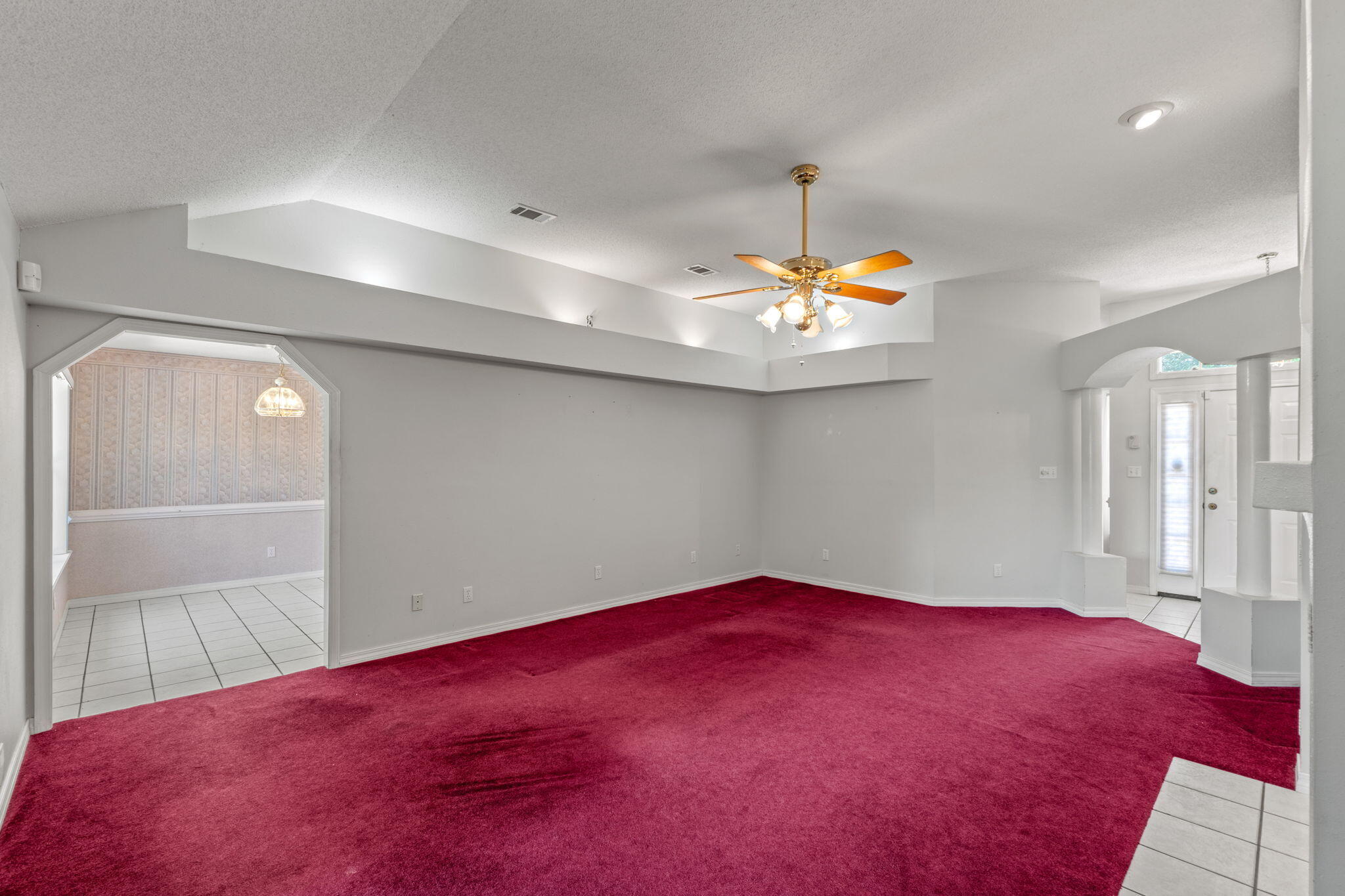 LAKE HOLLEY ESTATES - Residential