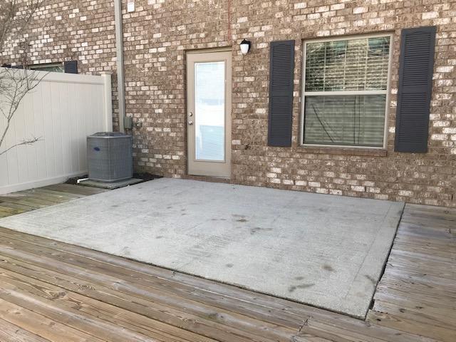 RESERVE POINTE - Residential Lease