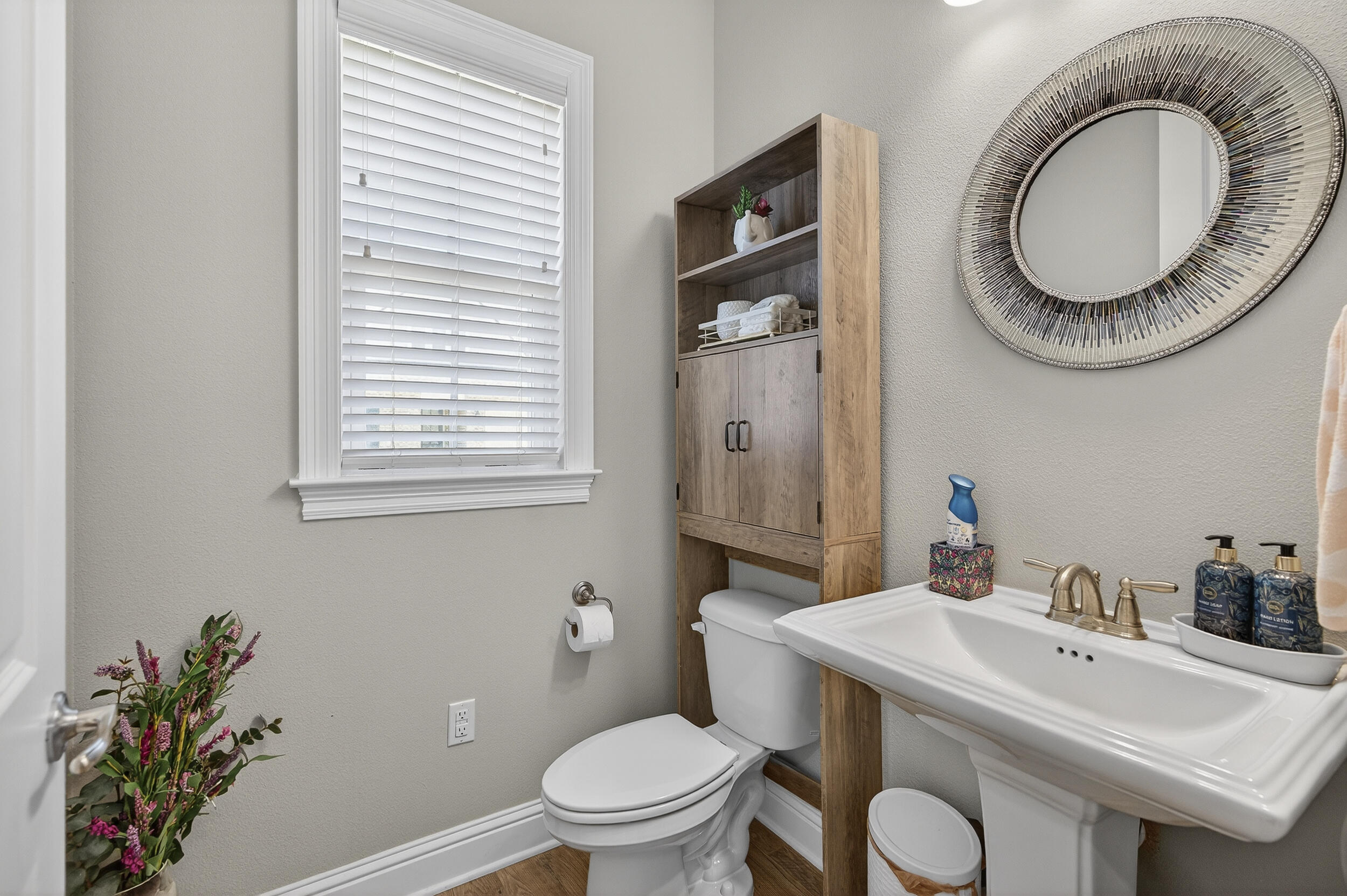 LAUREL OAKS S/D - Residential