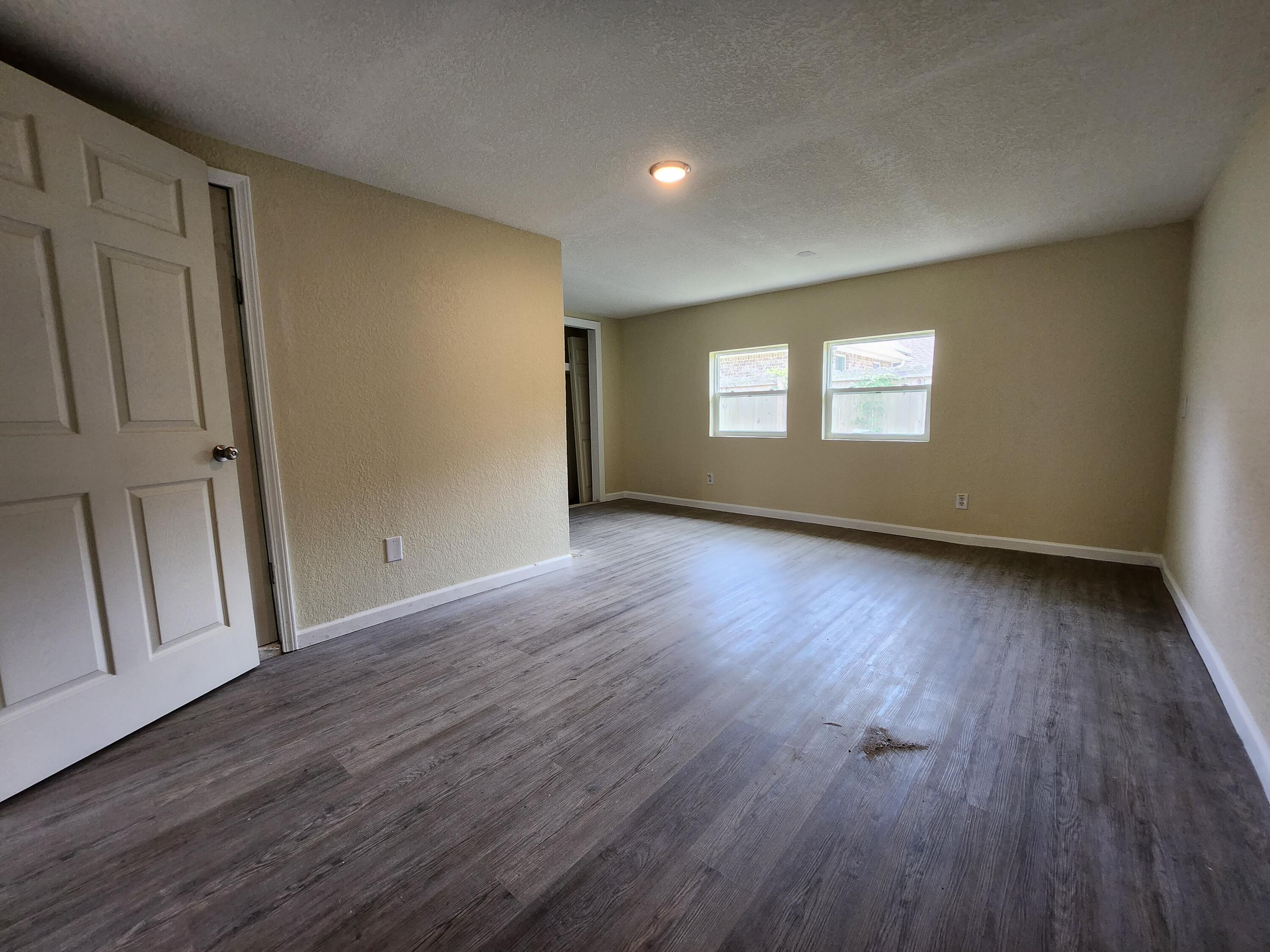 NAVARRE S/D 2ND ADDN - Residential