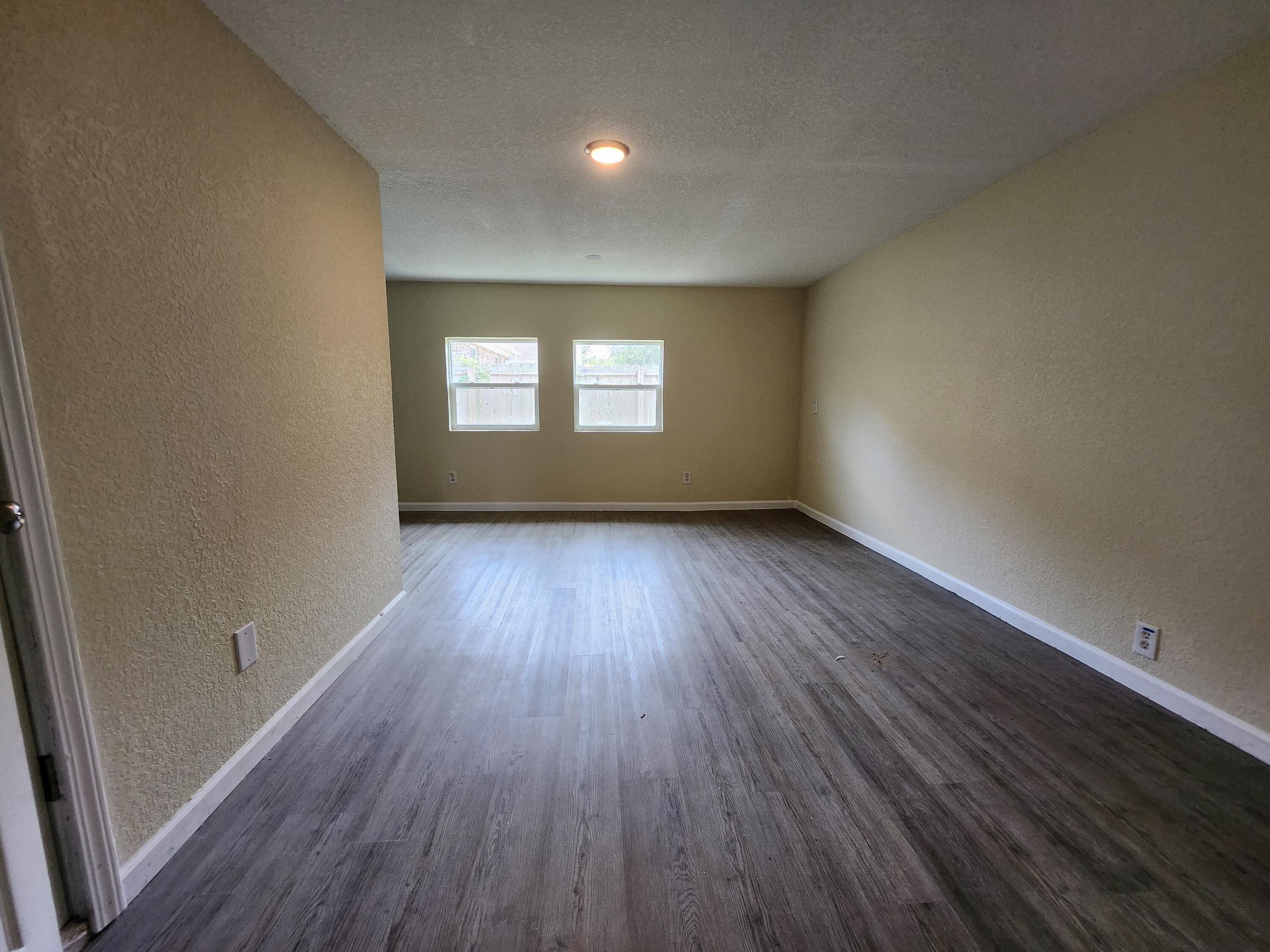 NAVARRE S/D 2ND ADDN - Residential