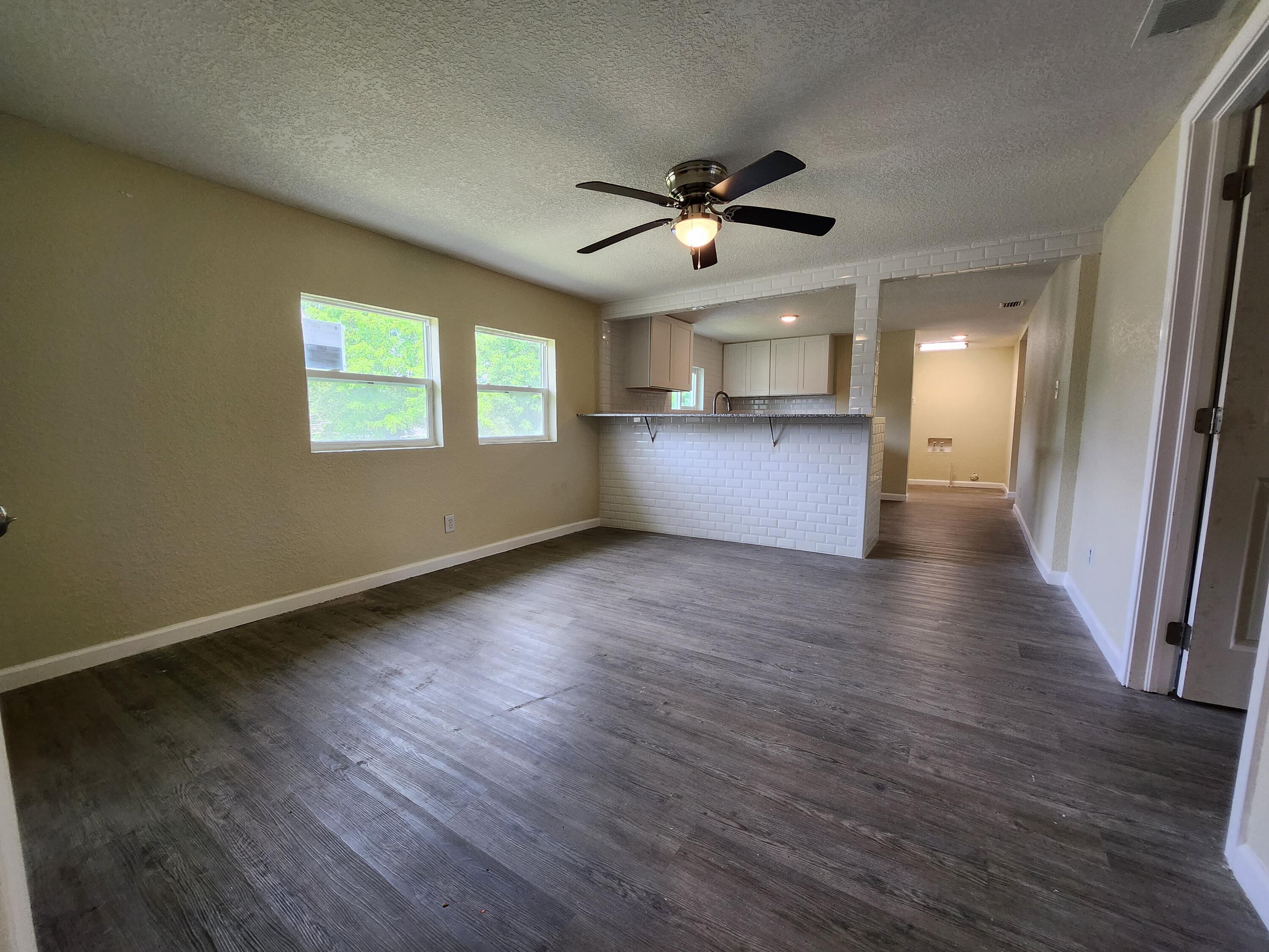 NAVARRE S/D 2ND ADDN - Residential