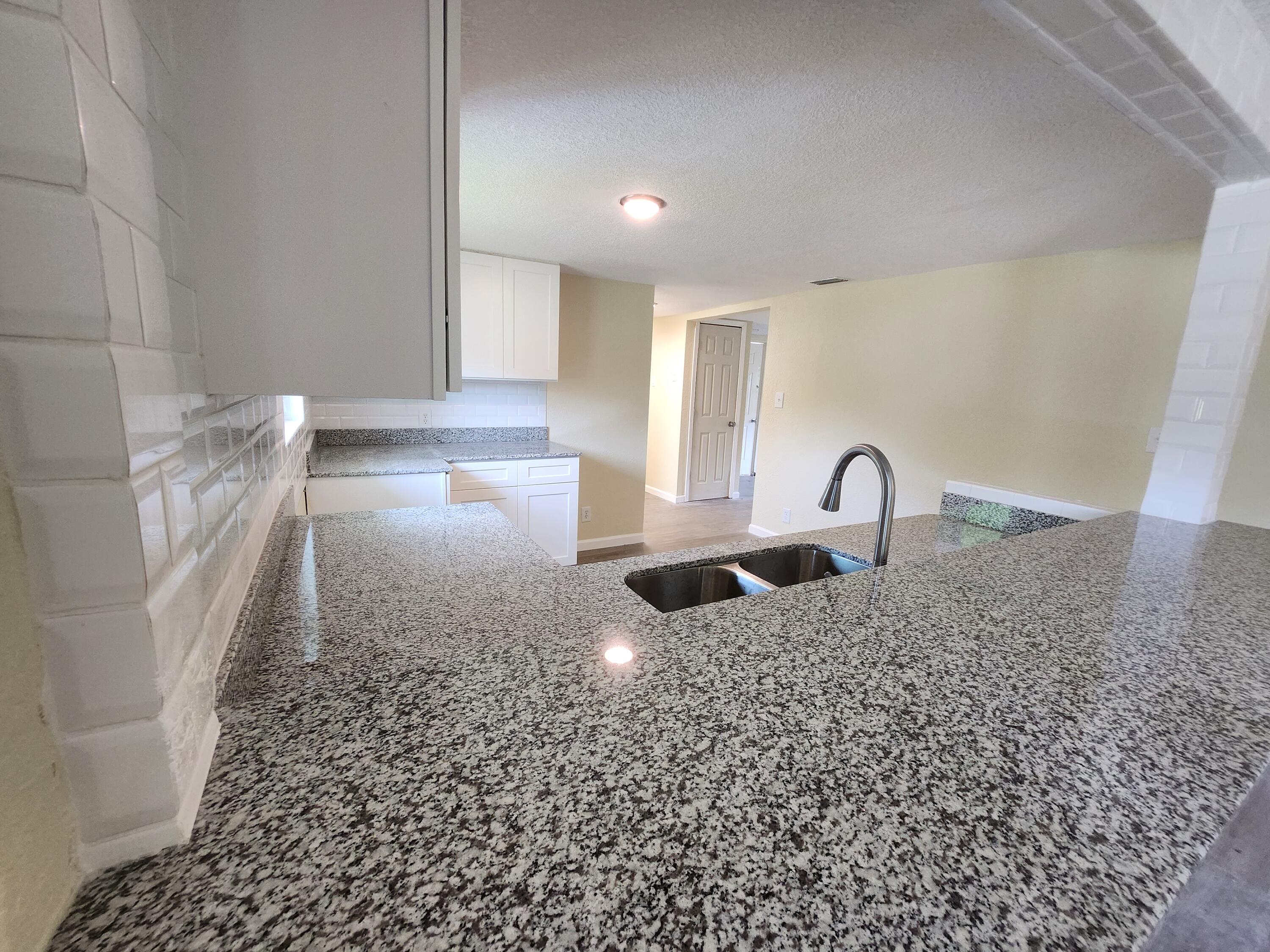 NAVARRE S/D 2ND ADDN - Residential