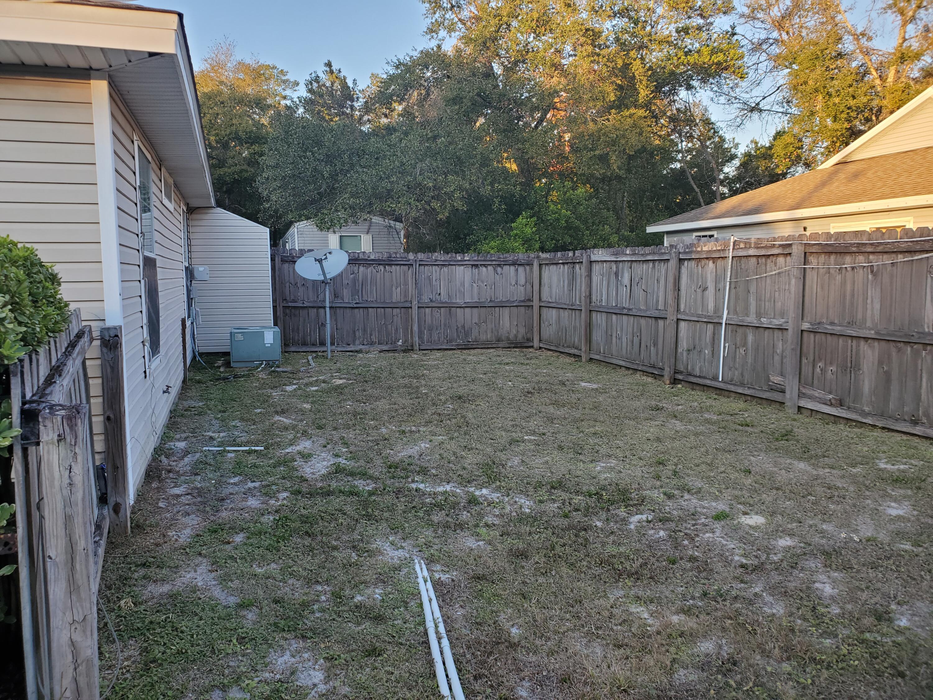 MICHAEL GLENN ESTATES - Residential