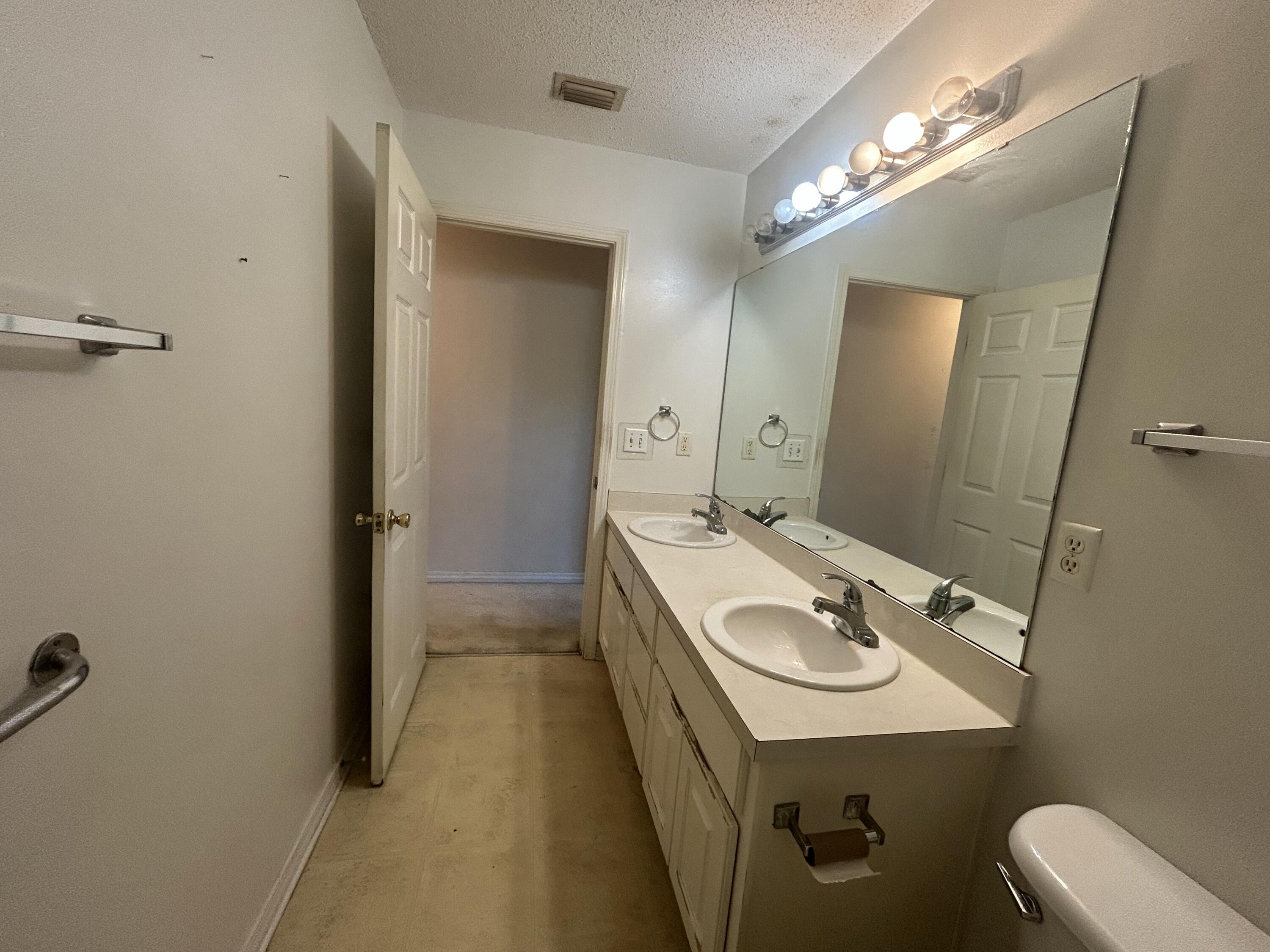 EMERALD VILLAGE S/D - Residential