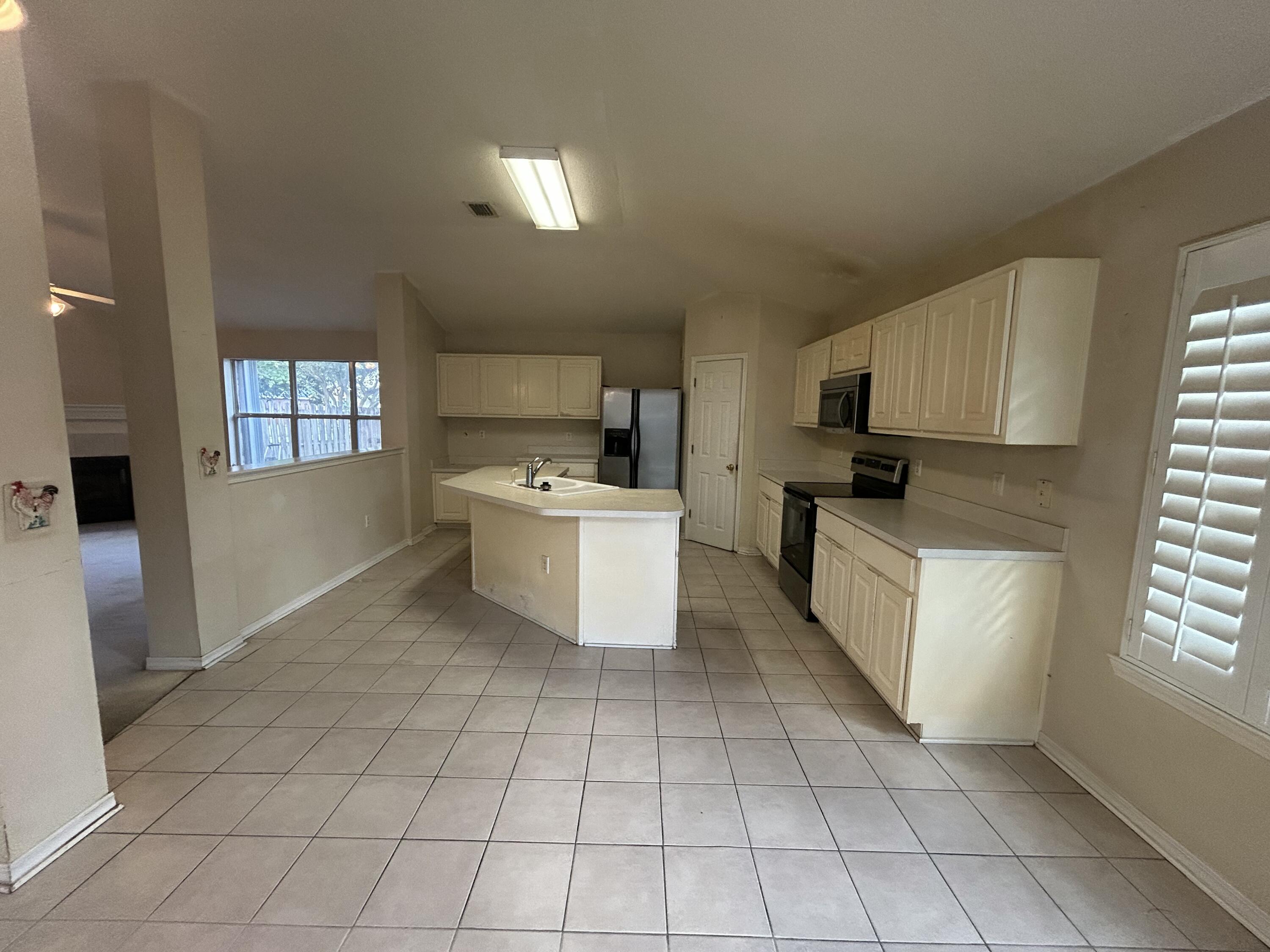 EMERALD VILLAGE S/D - Residential
