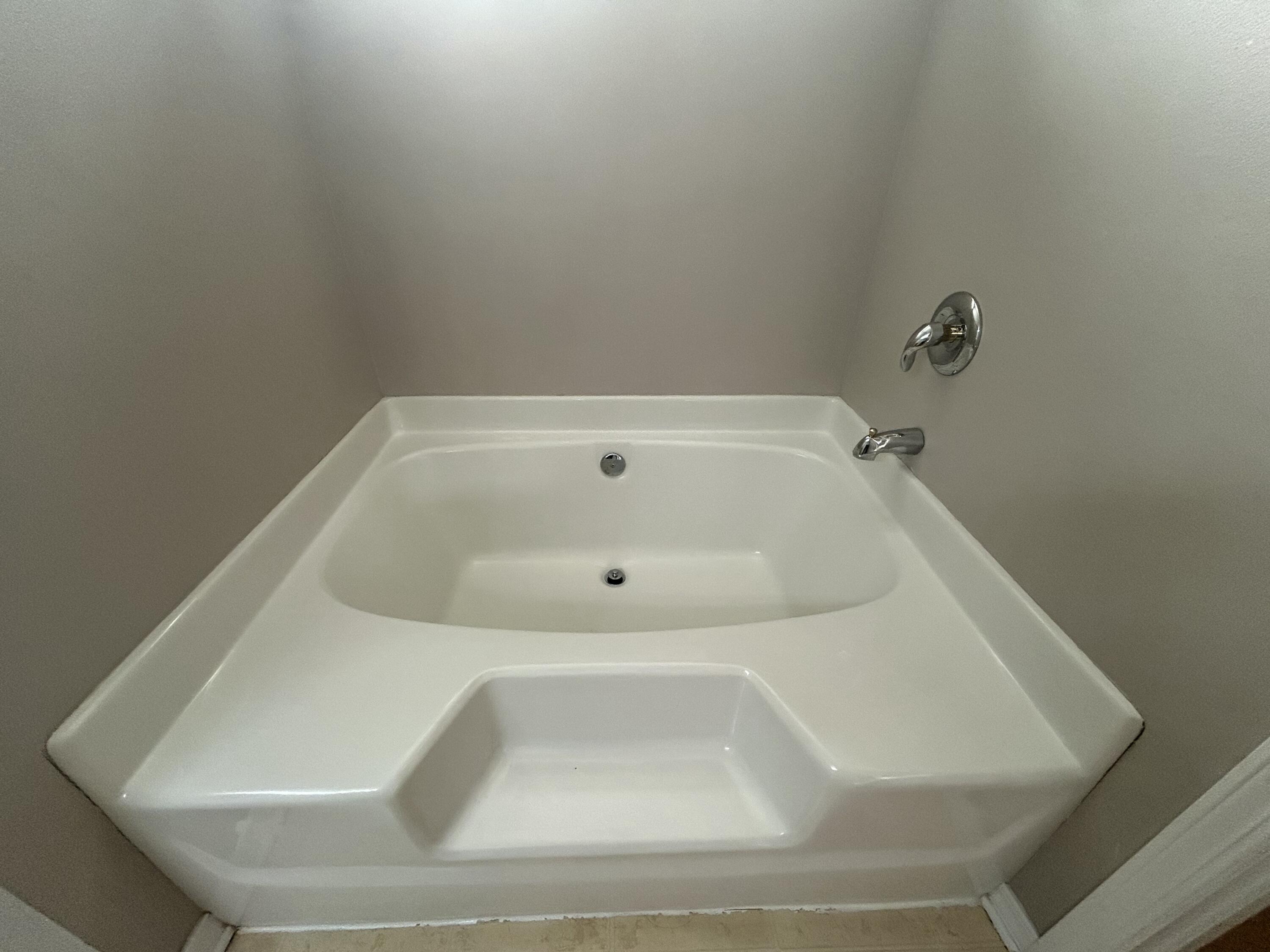 EMERALD VILLAGE S/D - Residential