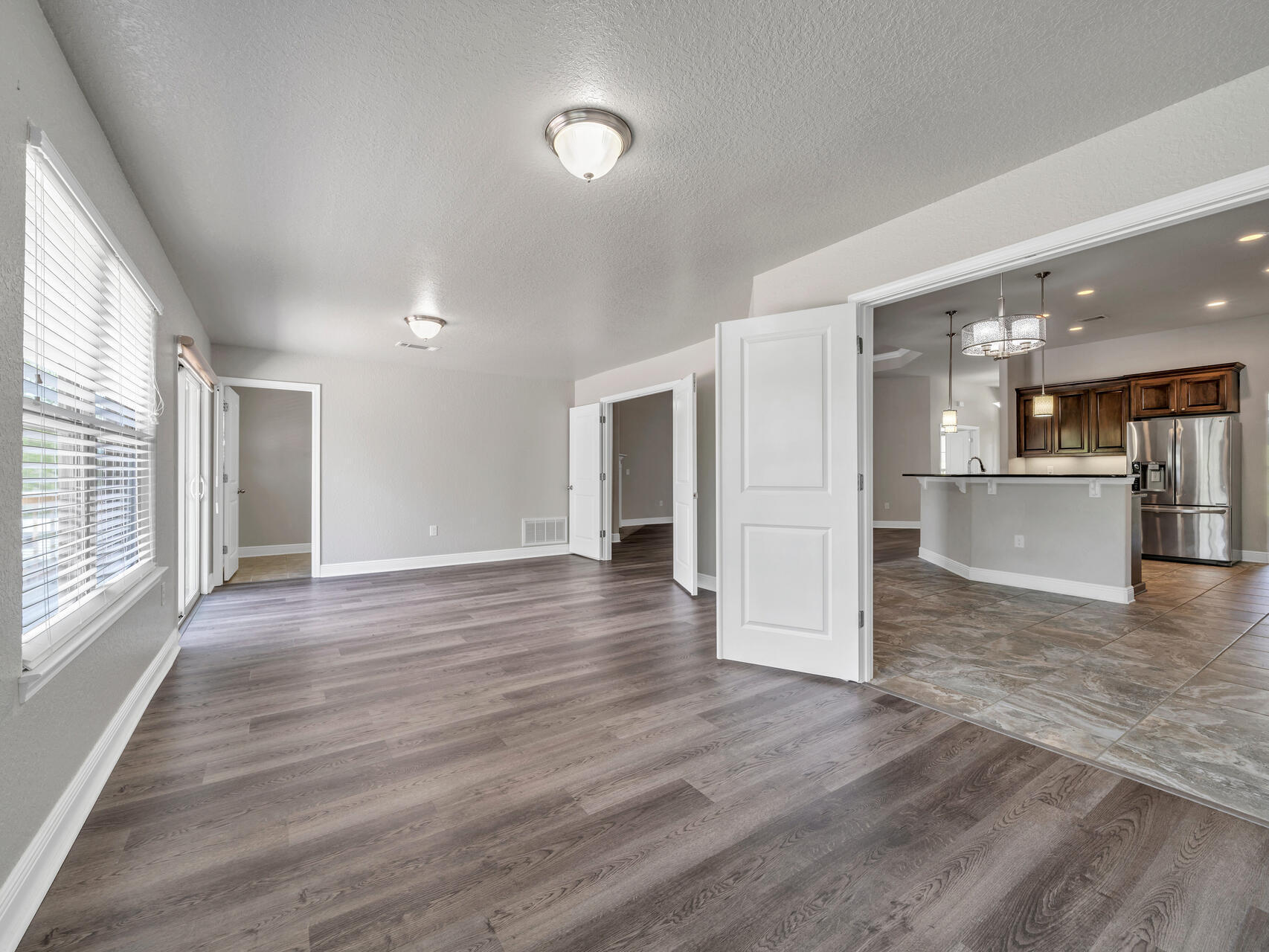 FOX VALLEY - Residential